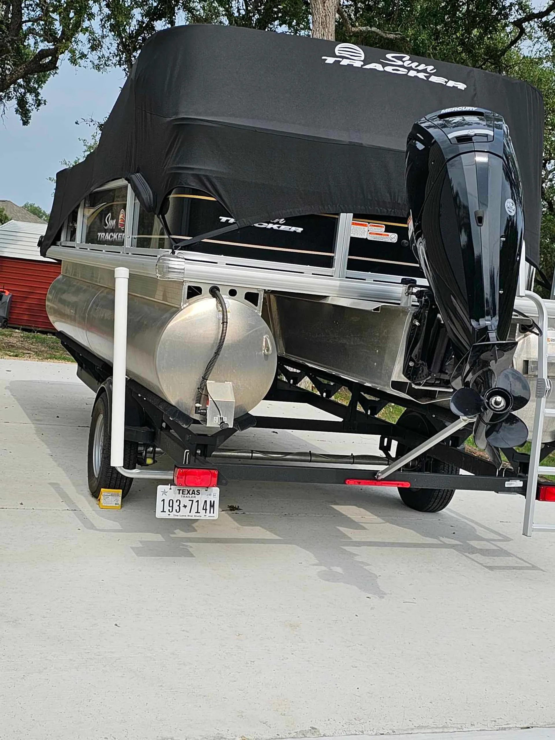 SUN TRACKER BASS BUGGY 18 DLX in New Braunfels, TX — photo 4