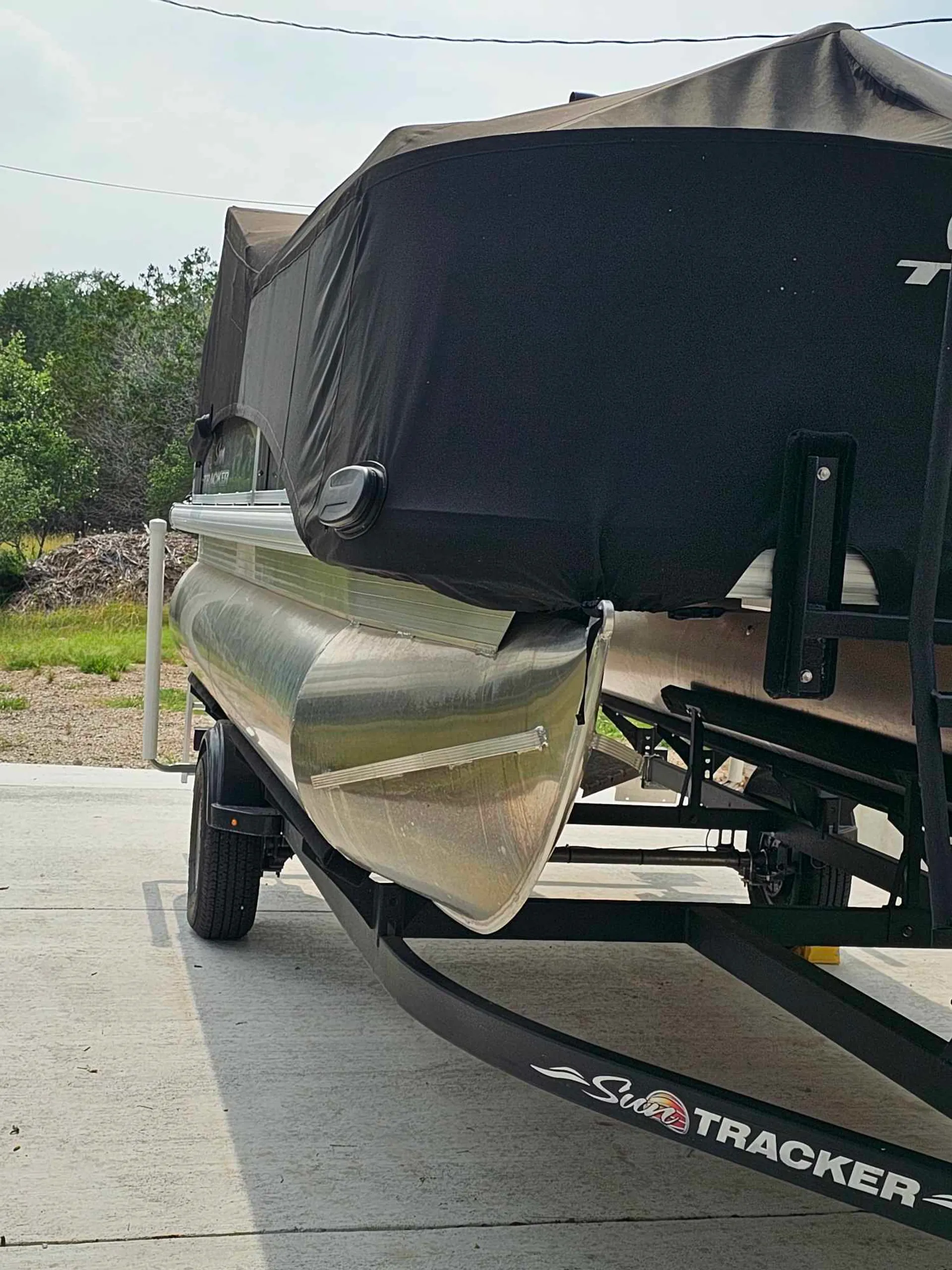 SUN TRACKER BASS BUGGY 18 DLX in New Braunfels, TX — photo 5