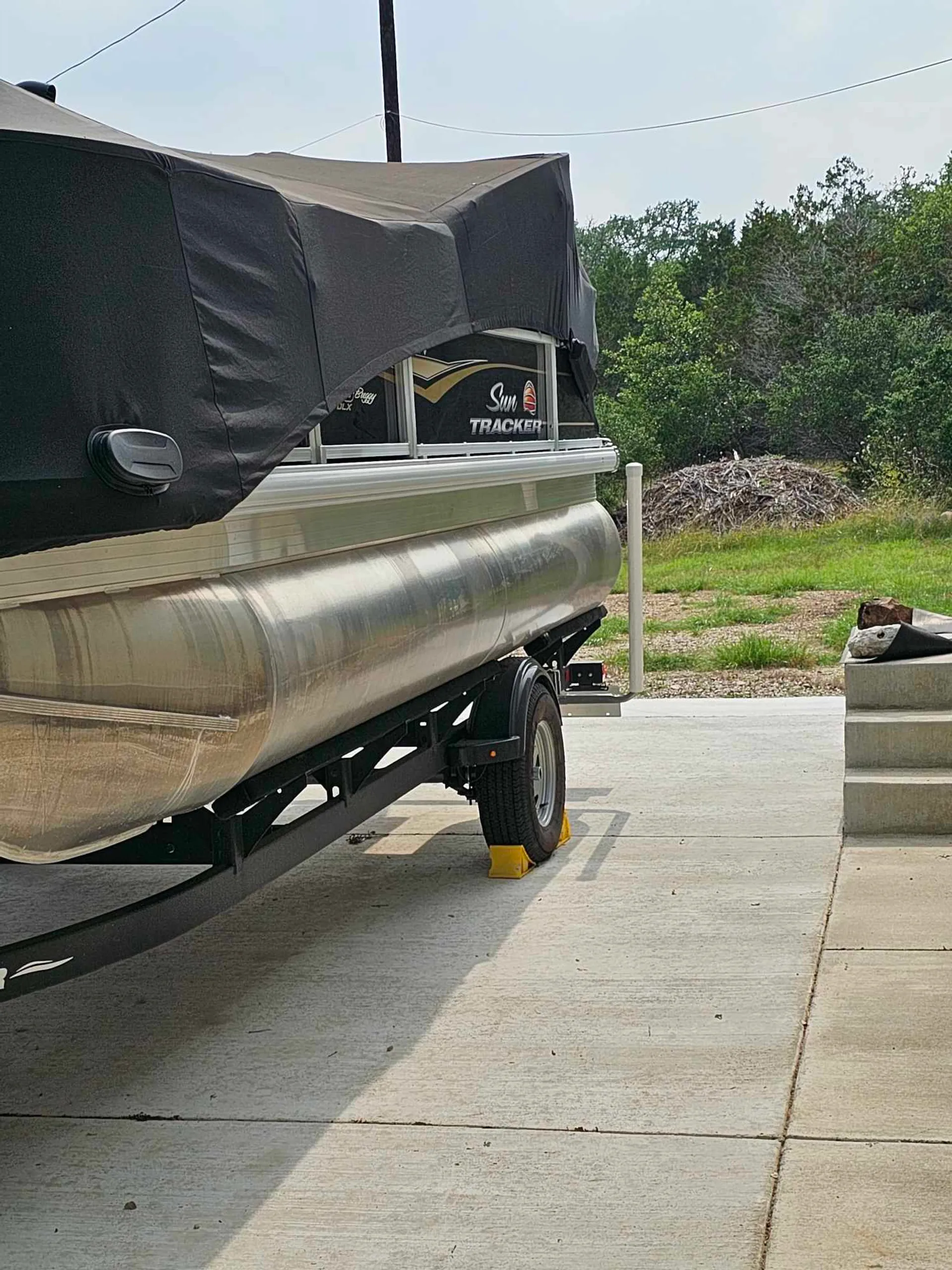 SUN TRACKER BASS BUGGY 18 DLX in New Braunfels, TX — photo 9