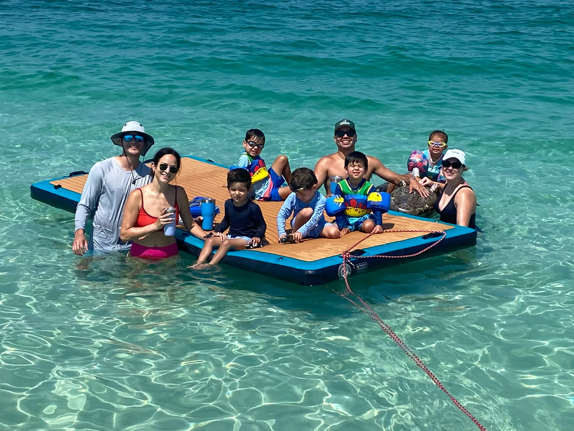 Tiki Themed Hula-Mama 30 ft pontoon 2slides 150 HP Fuel Included 