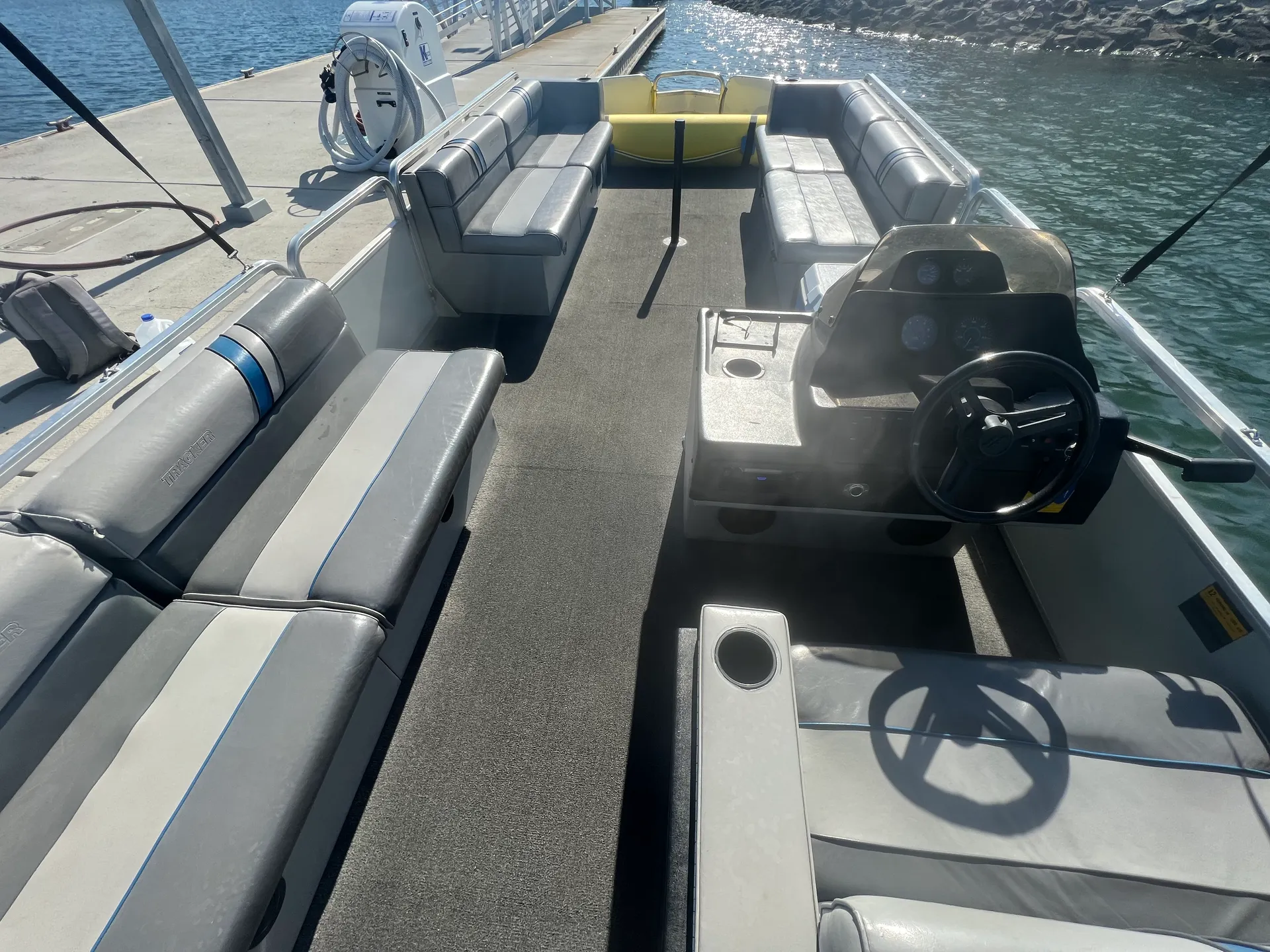 Sun Tracker by Tracker Marine Party Barge 240  in San Diego, CA — photo 6