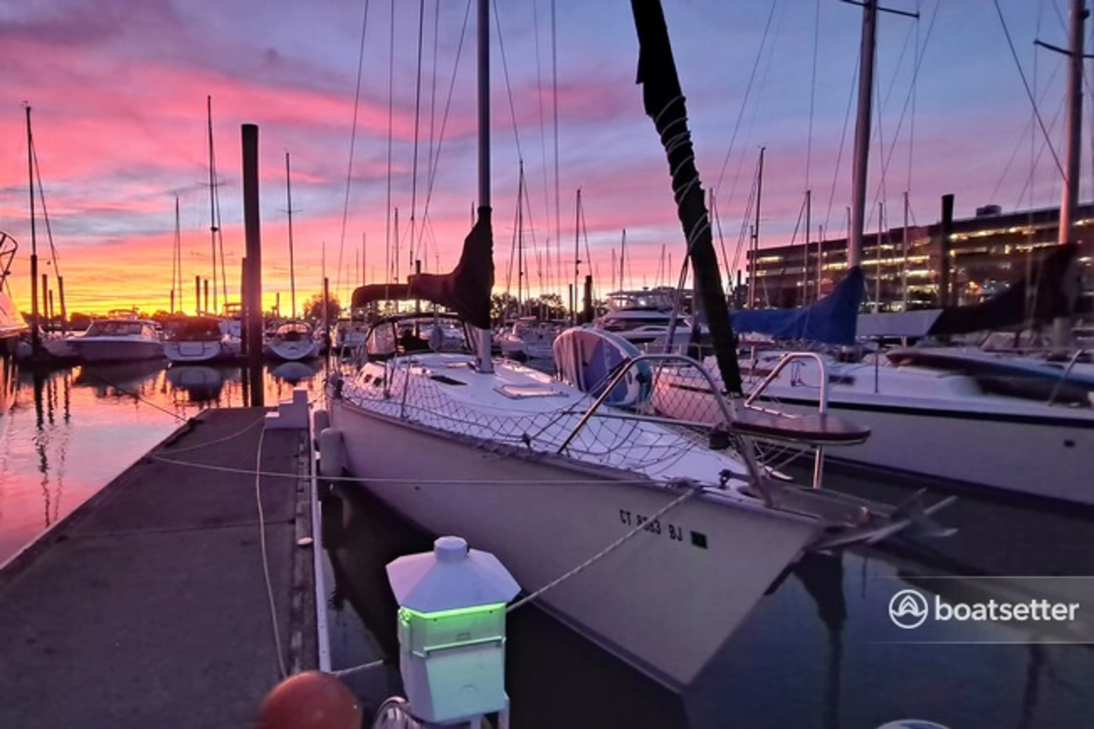 Rent a Hunter 35 Legend in Stamford, CT on Boatsetter