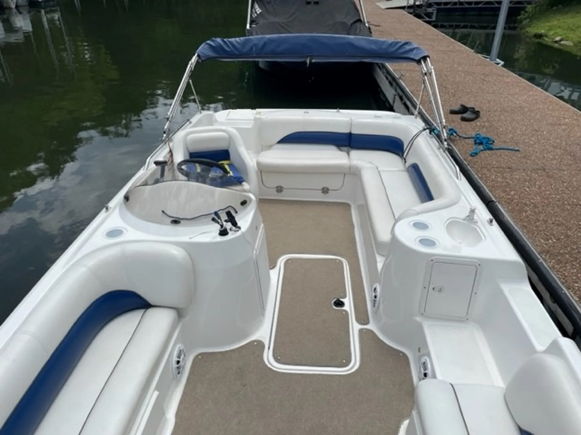 Godfrey Marine SunDeck in Hendersonville, TN — photo 5