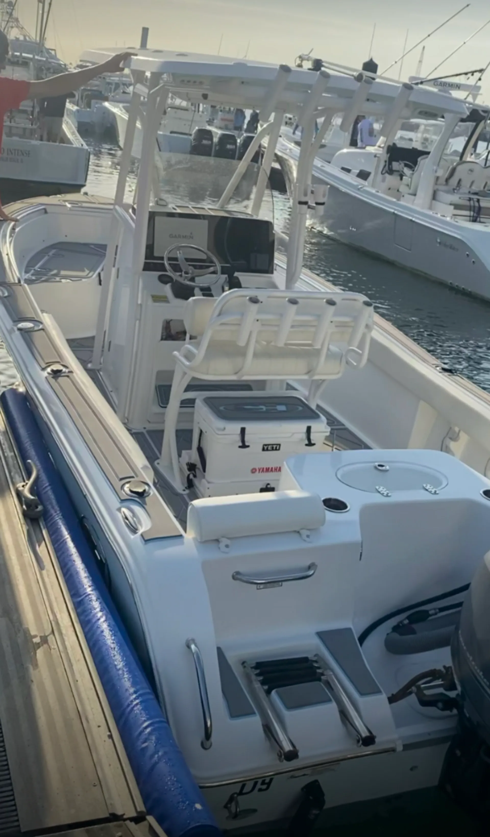 Amazing 2020 Sea Hunt 225,perfect for family fun, fishing or sandbar. 