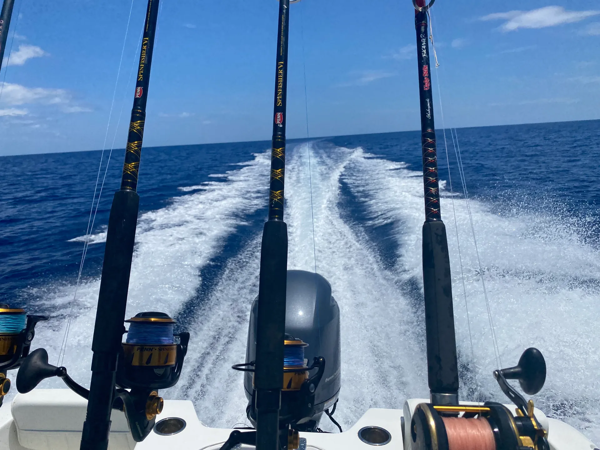 Amazing 2020 Sea Hunt 225,perfect for family fun, fishing or sandbar. 