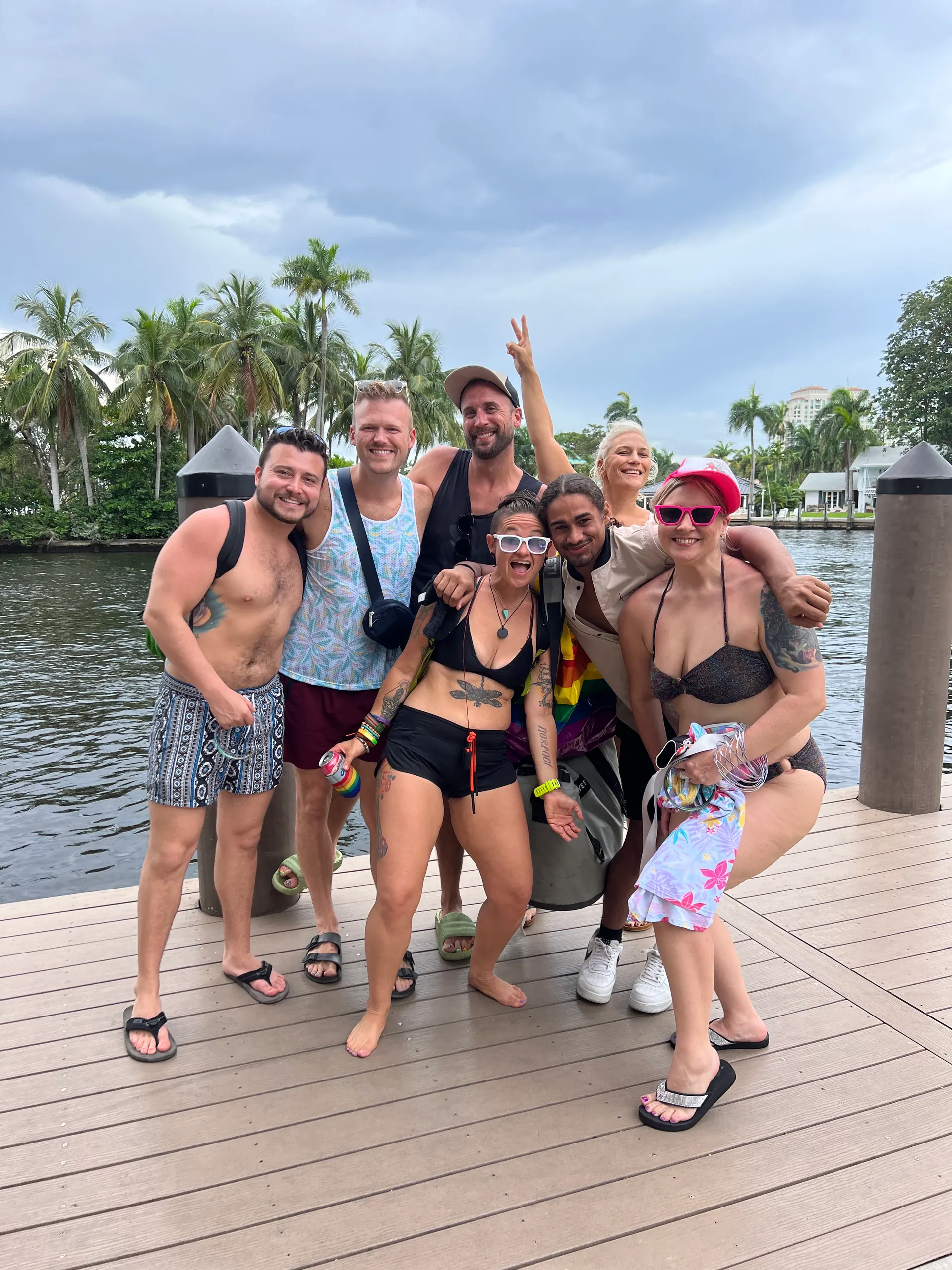 Comfortable and spacious 28’ Pontoon 