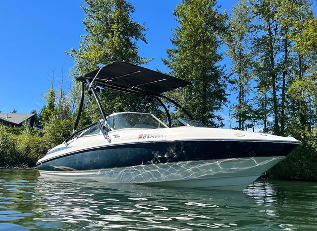 Rent a Maxum classic in Bonney Lake, WA near me