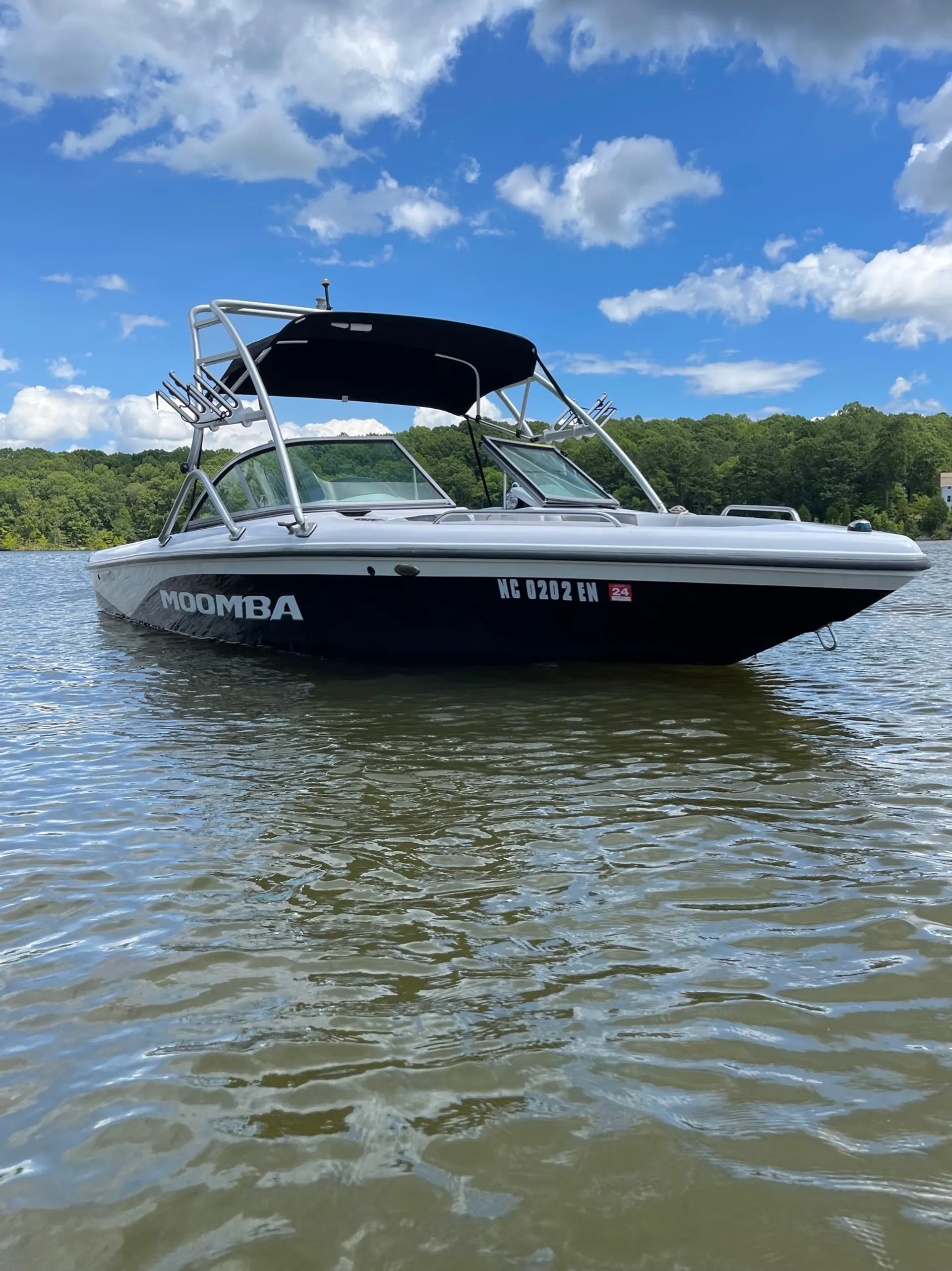 MOOMBA Outback 2008 Wake Boat Ski Boat Fun Boat