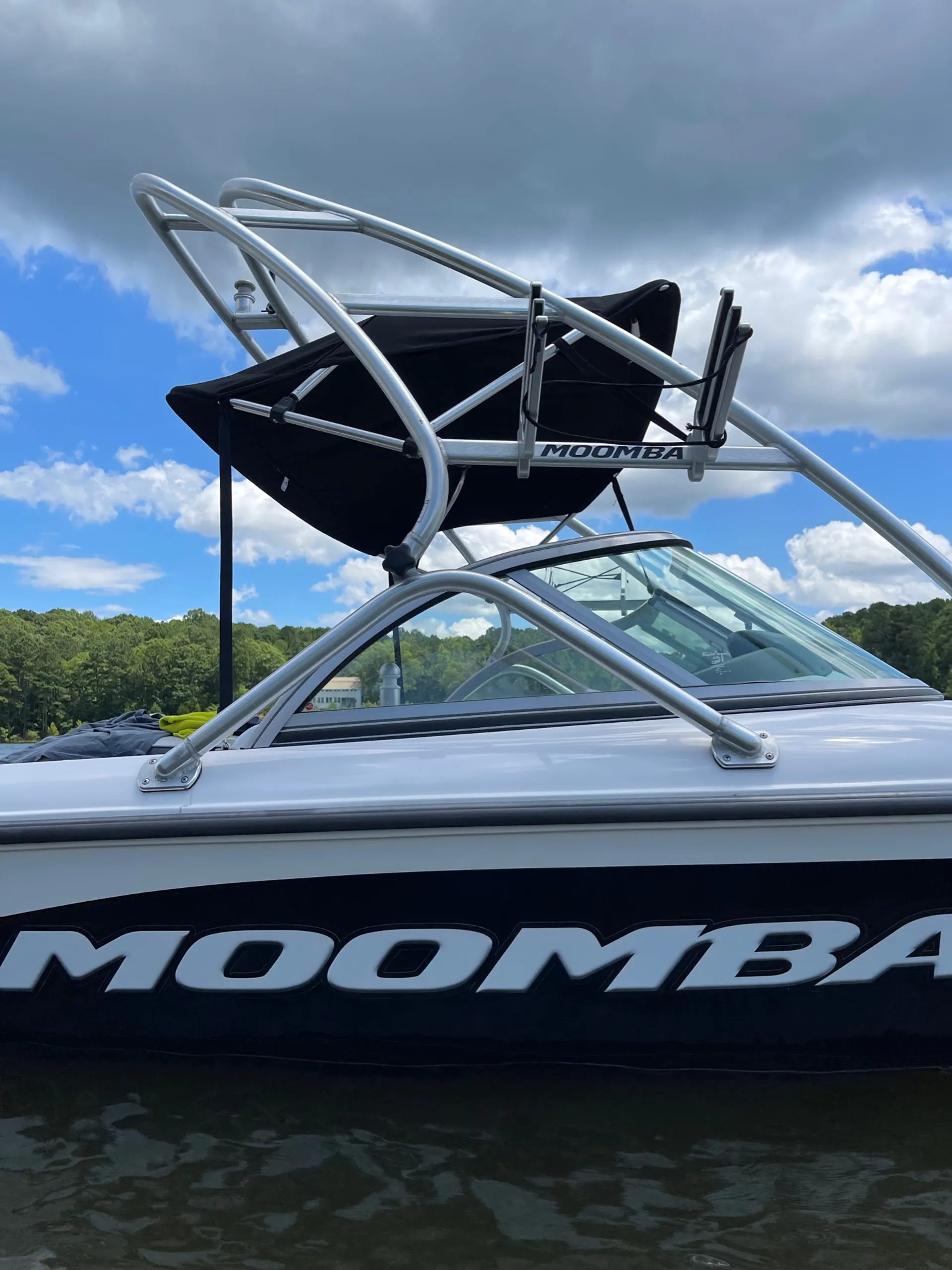 MOOMBA Outback 2008 Wake Boat Ski Boat Fun Boat