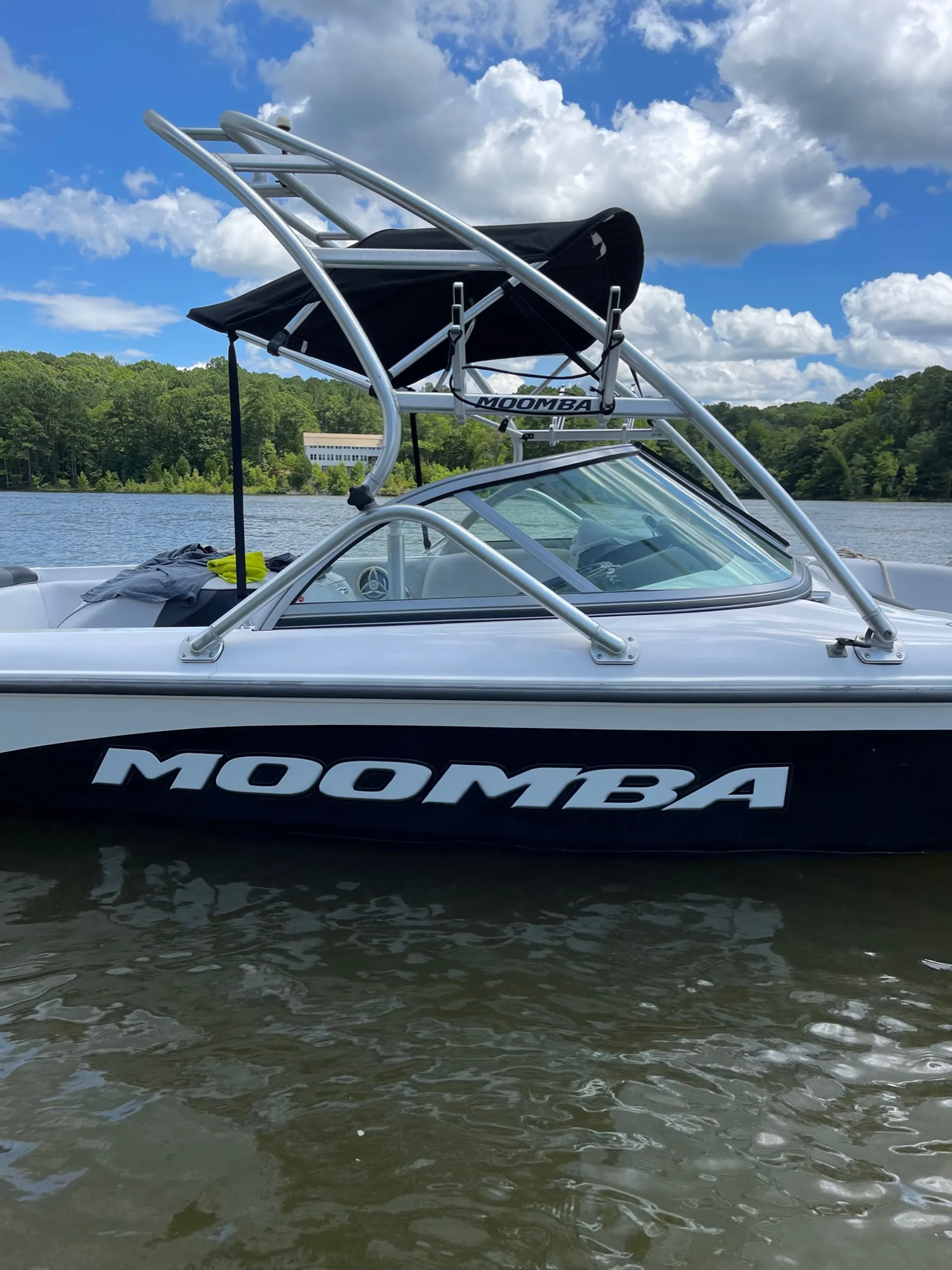 MOOMBA Outback 2008 Wake Boat Ski Boat Fun Boat