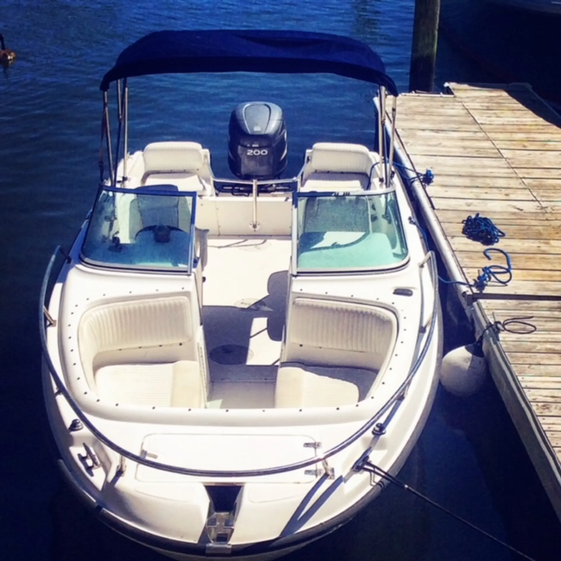 Sun, Shade and Fun: Rent the 20′ Dauntless for Your Cape Cod Adventure