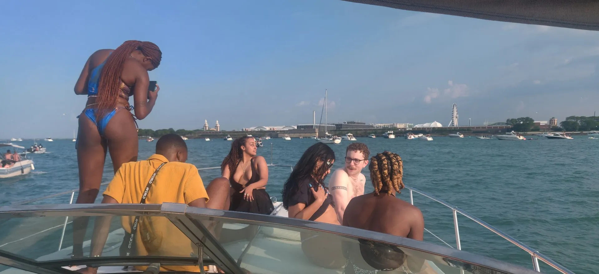 40’ Luxury Cruiser Yacht | Private Lake Michigan Experience