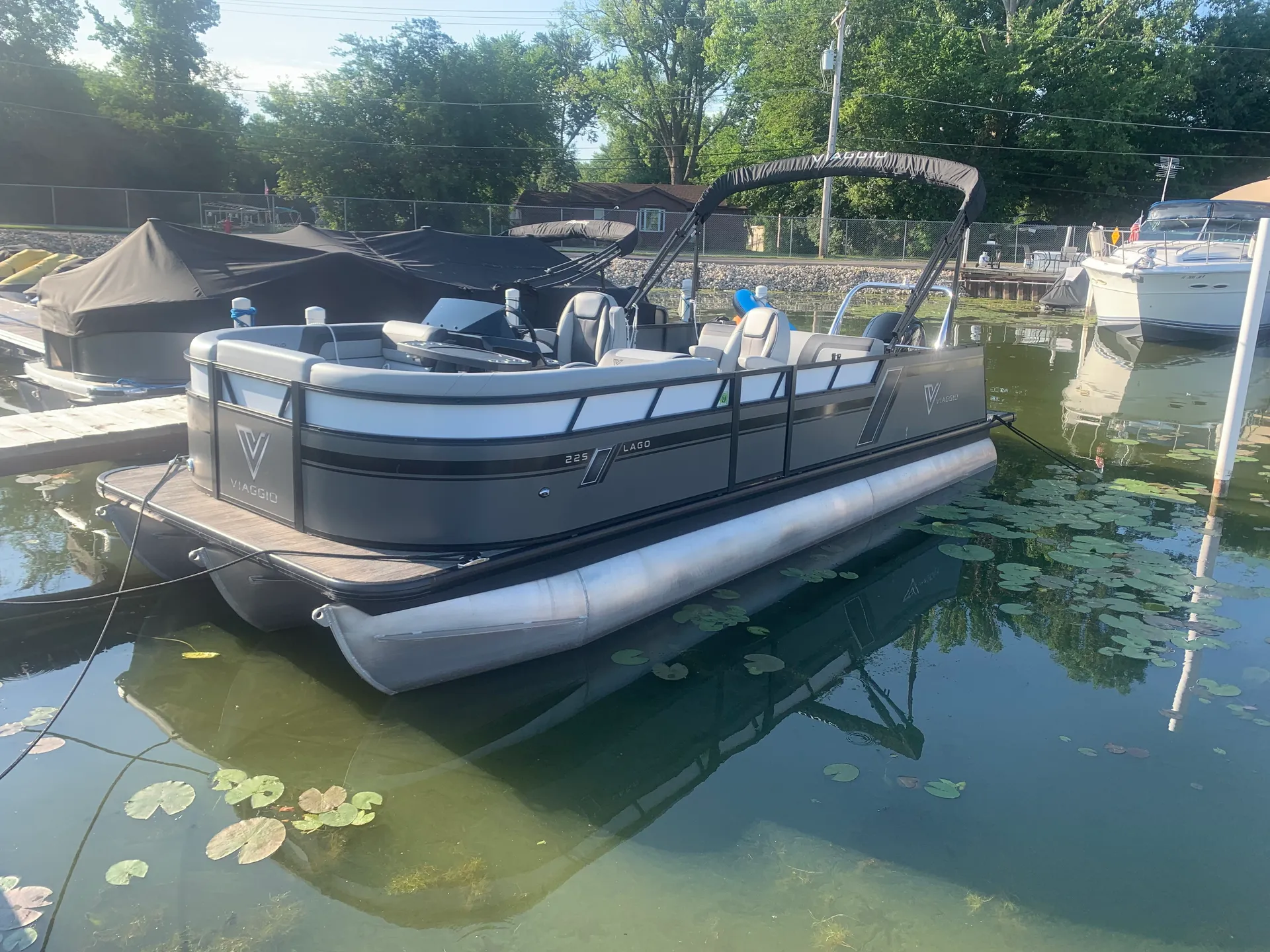 Brand New Viaggo 22S Pontoon Boat 