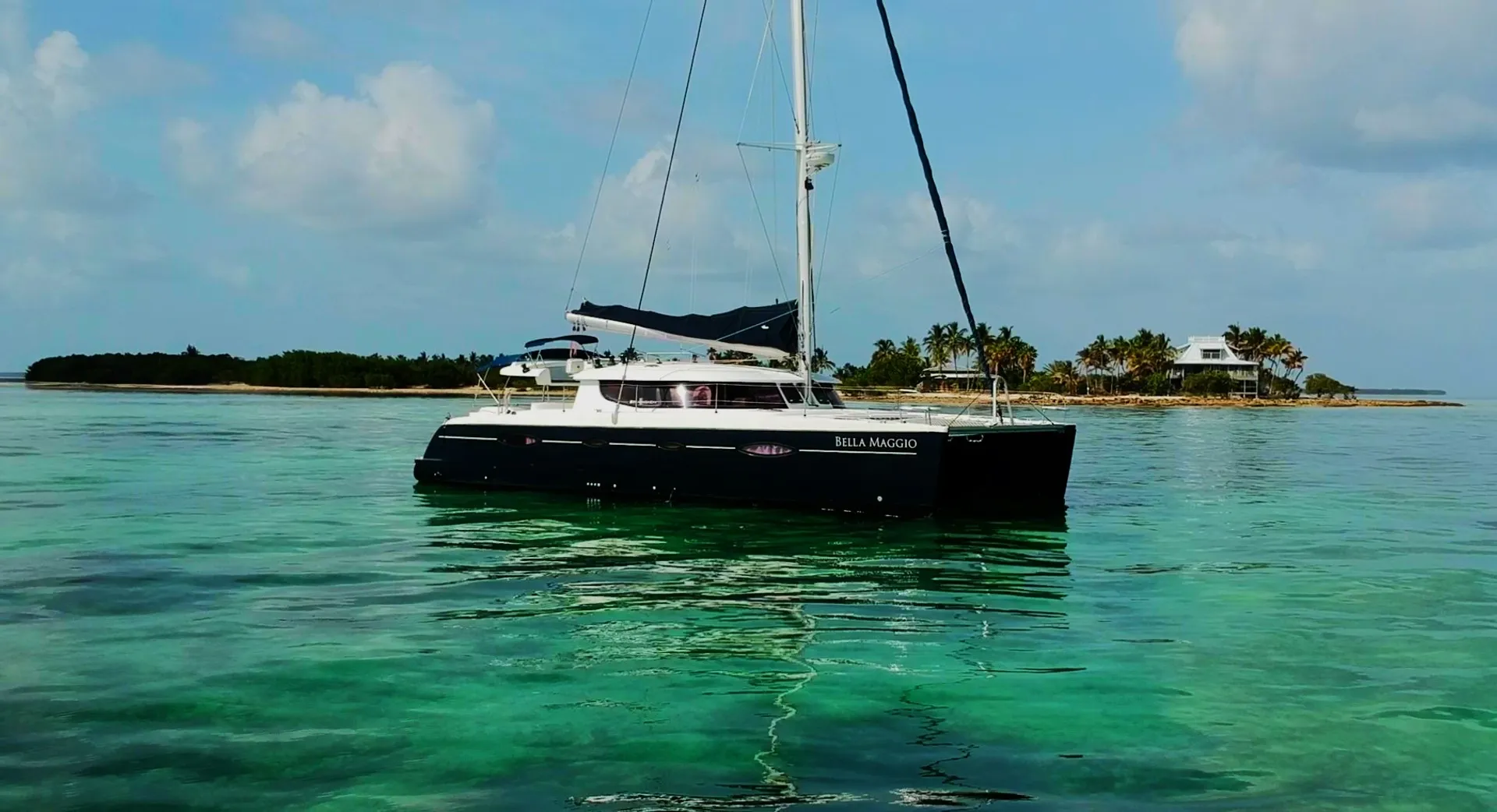 Catamaran Cruiser Fountaine Pajot Salina 48 in Stock Island, FL — photo 4