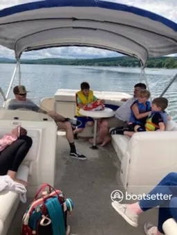All Aboard - 22' Pontoon