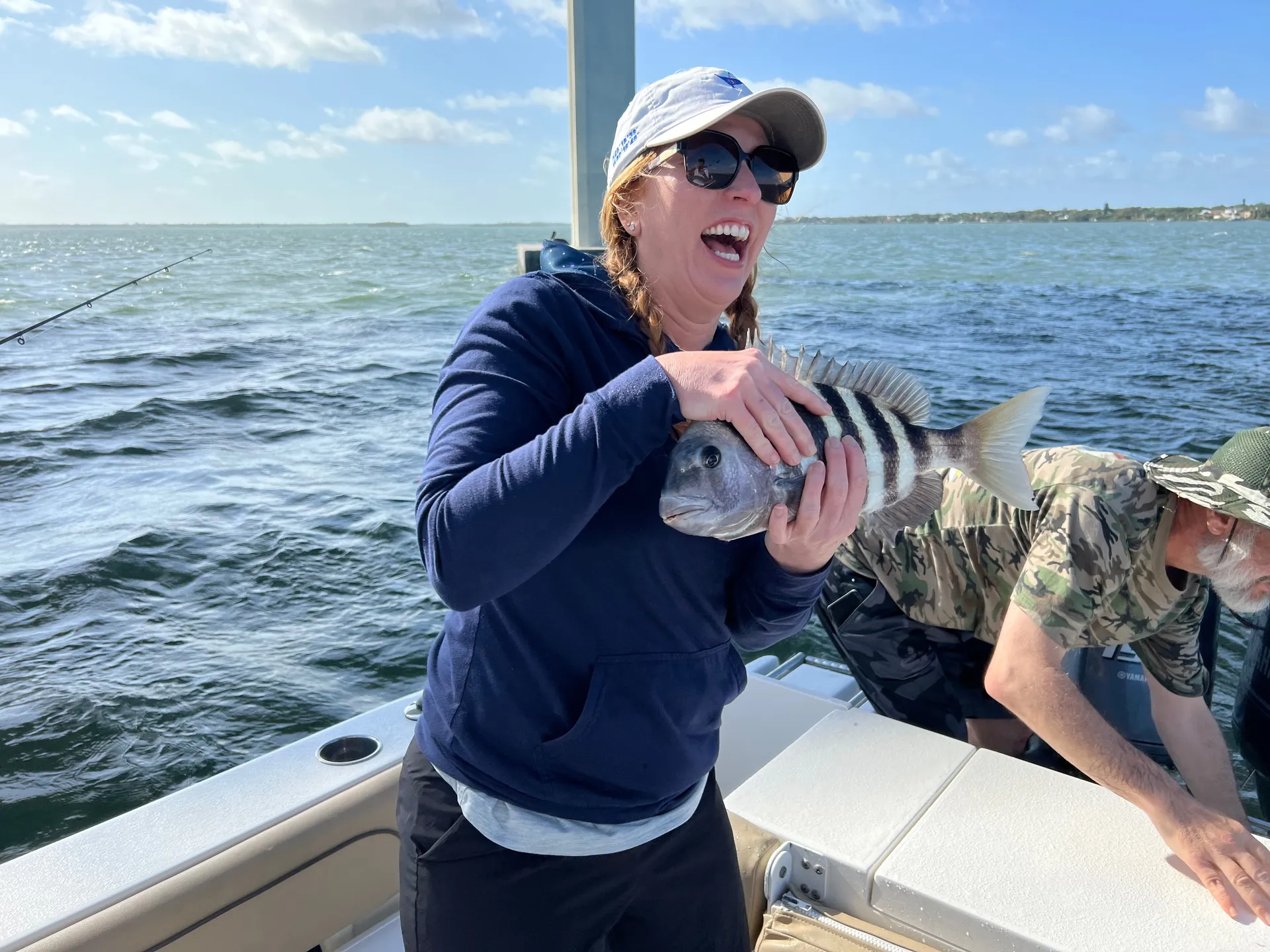 25' Twin Engine Center Console - Perfect for Sandbar or Fishing!
