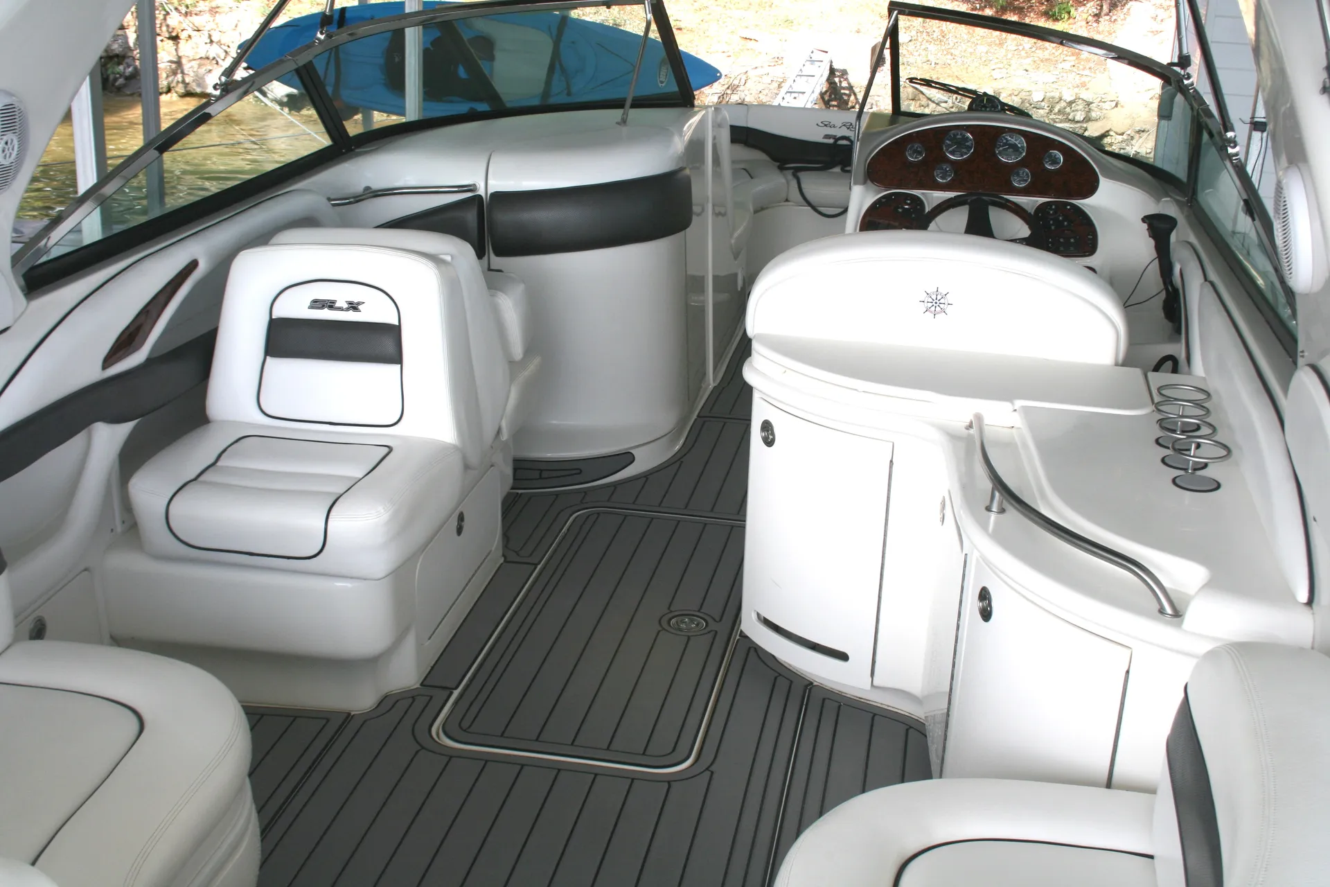 USCG Captained - 29' Sea Ray - All-Inclusive pricing.