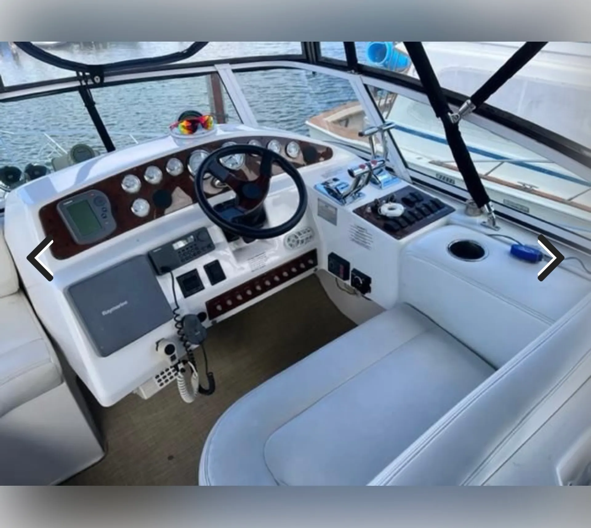 Silverton Marine 330 Sport Bridge in Harrison Township, MI — photo 6