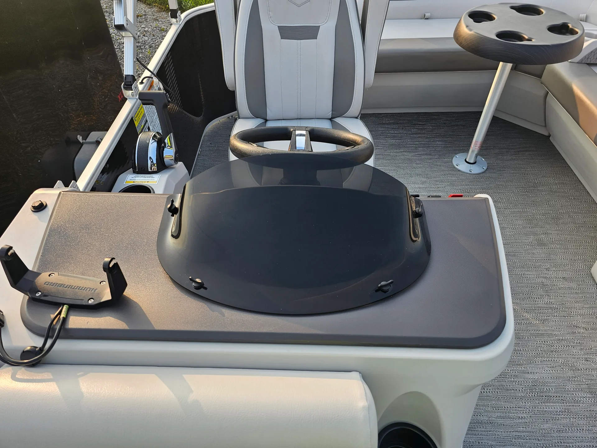 Boat In Peace On The Serenity! Beautiful and Clean Pontoon Boat!