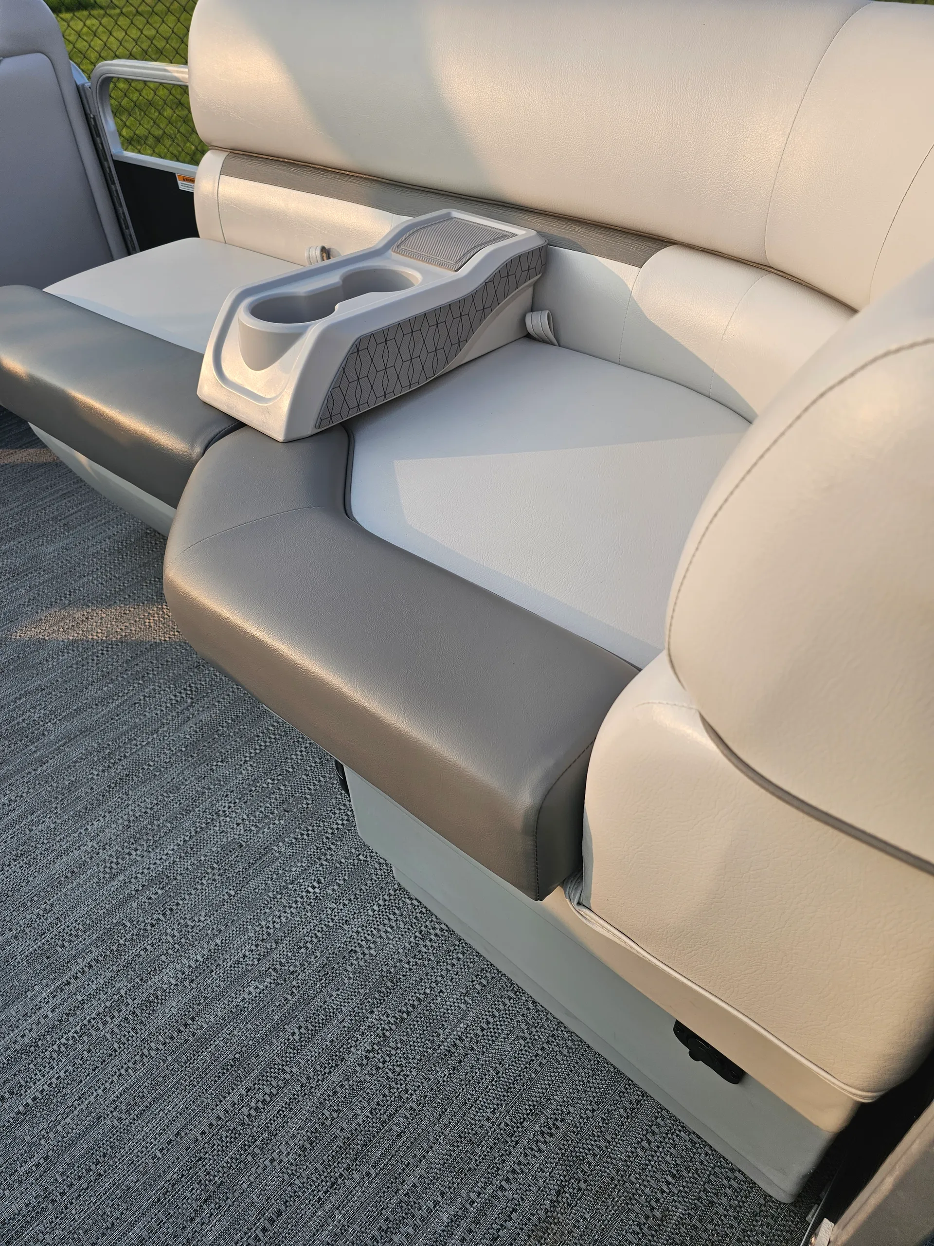 Boat In Peace On The Serenity! Beautiful and Clean Pontoon Boat!