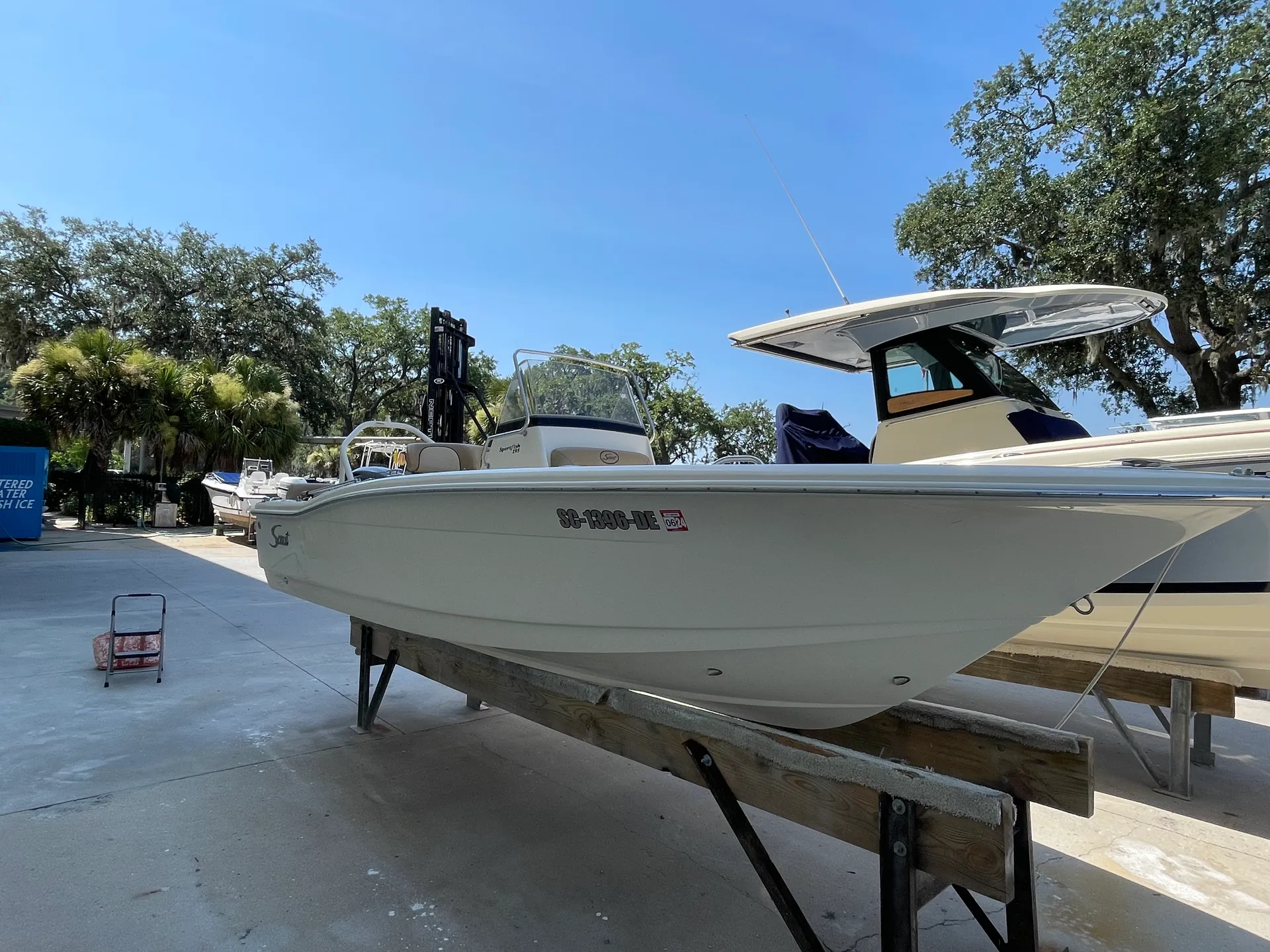 SCOUT BOATS 195 SPORTFISH W/F115XA in North Charleston, SC — photo 2