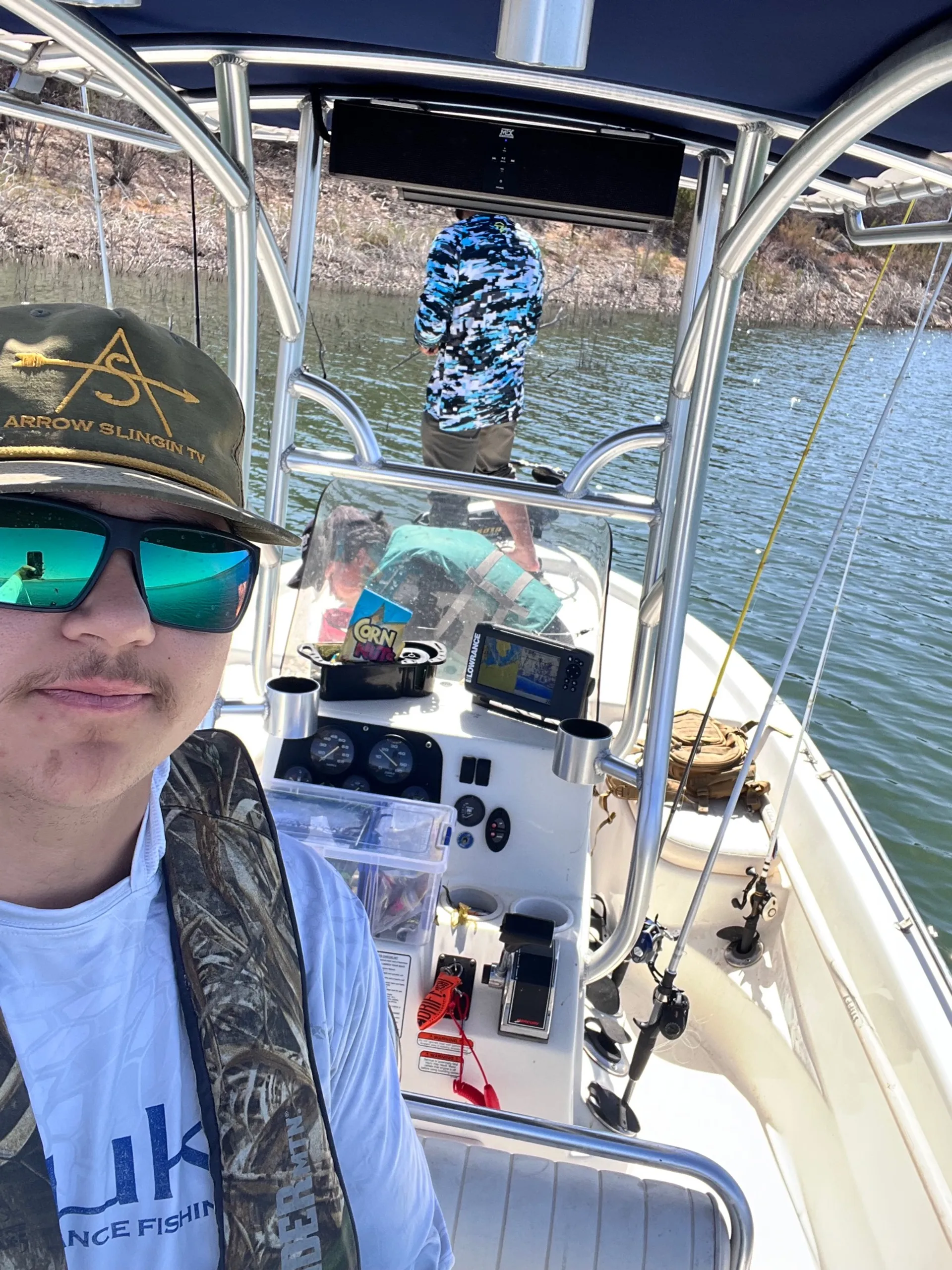 MAKO MARINE 1901 TUNNEL W/115ELPT OPTI W/TRLR in Huntsville, TX — photo 4