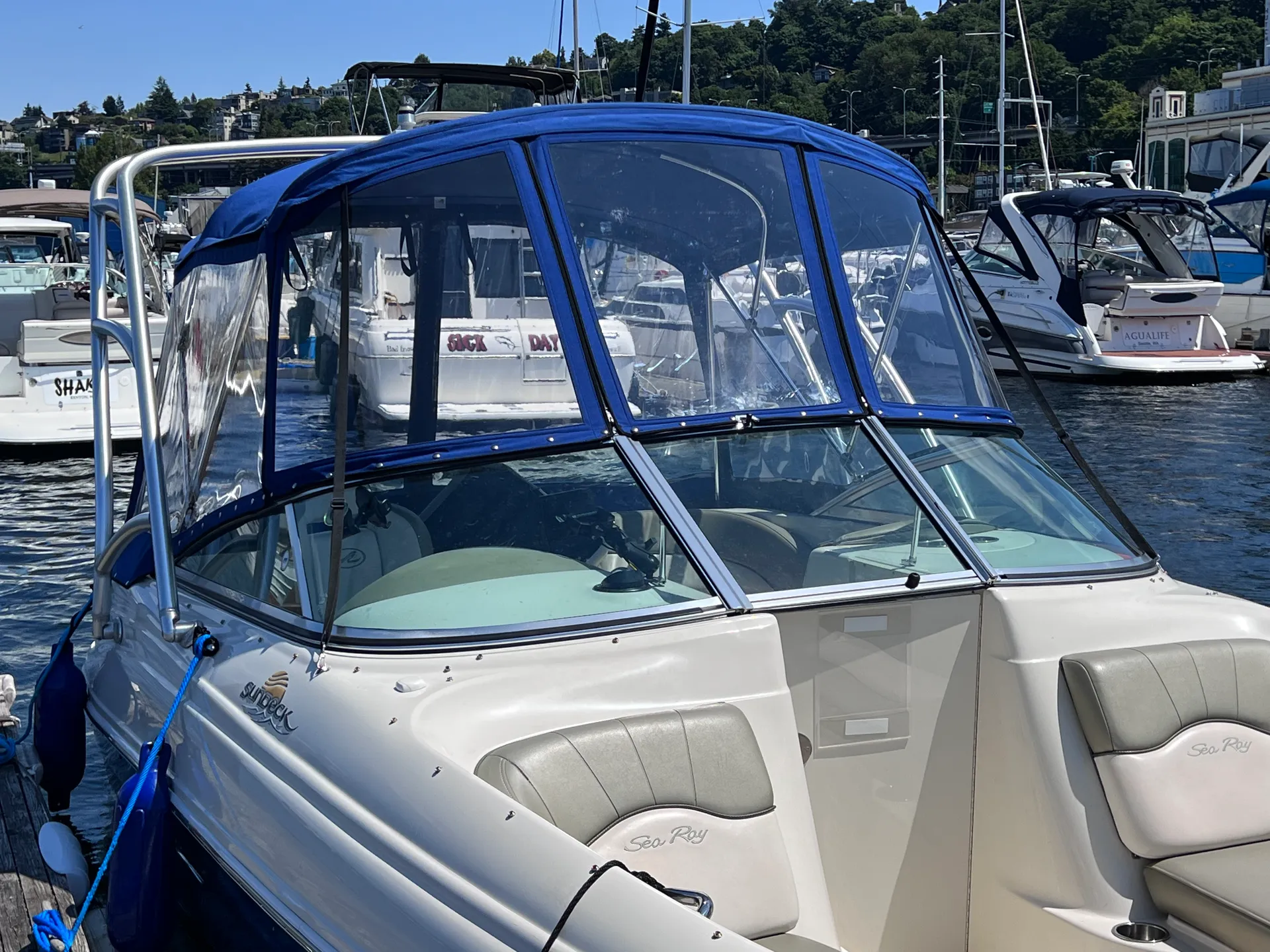 21’🚤BiminiTop/Enclosure😎☔️✅Toilet💩✅⚓️✅⛽️'dMyTimeNotYours⏱️