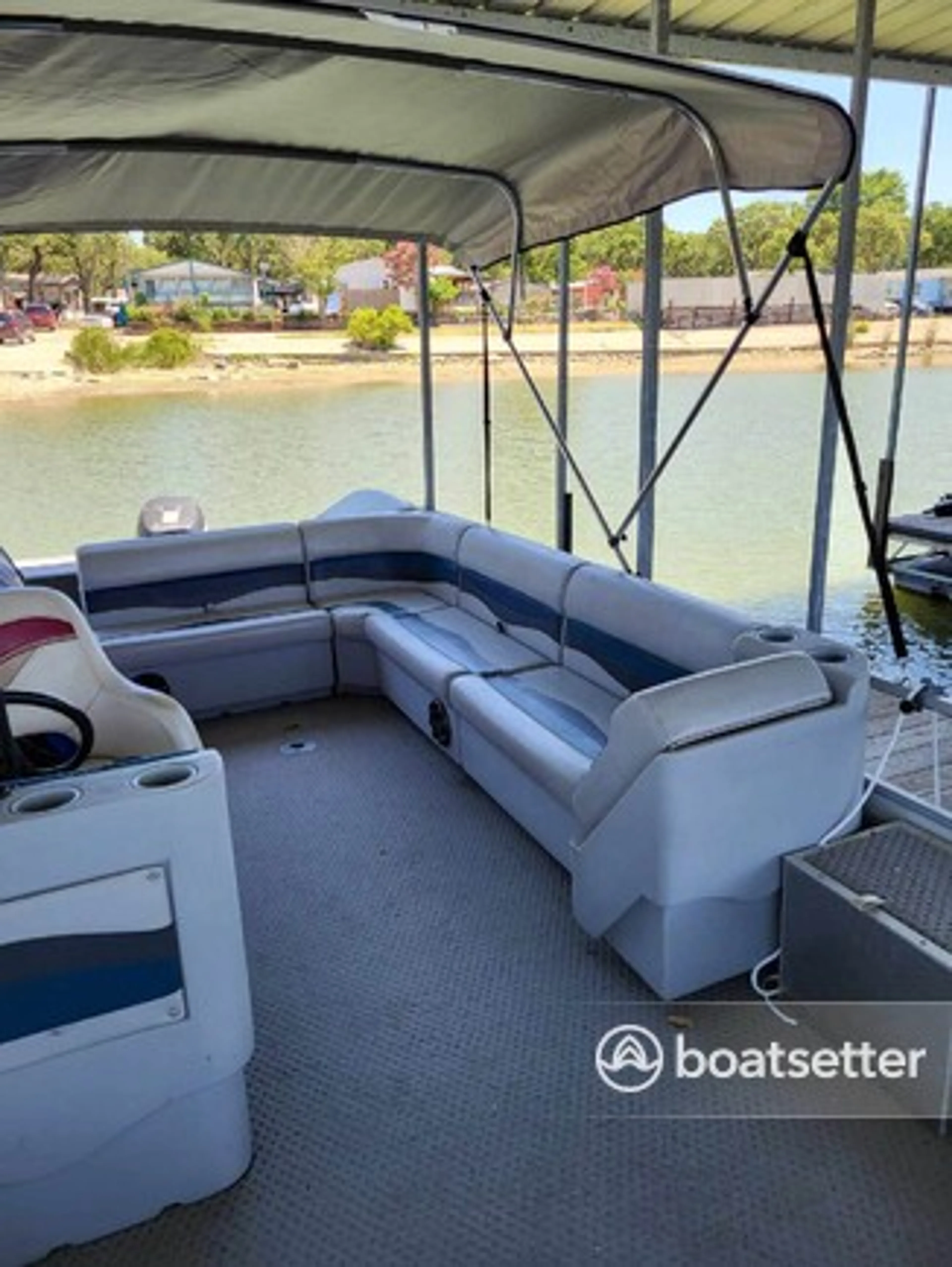 Rent a Sundancer Pontoons 159F in Fort Worth, TX on Boatsetter