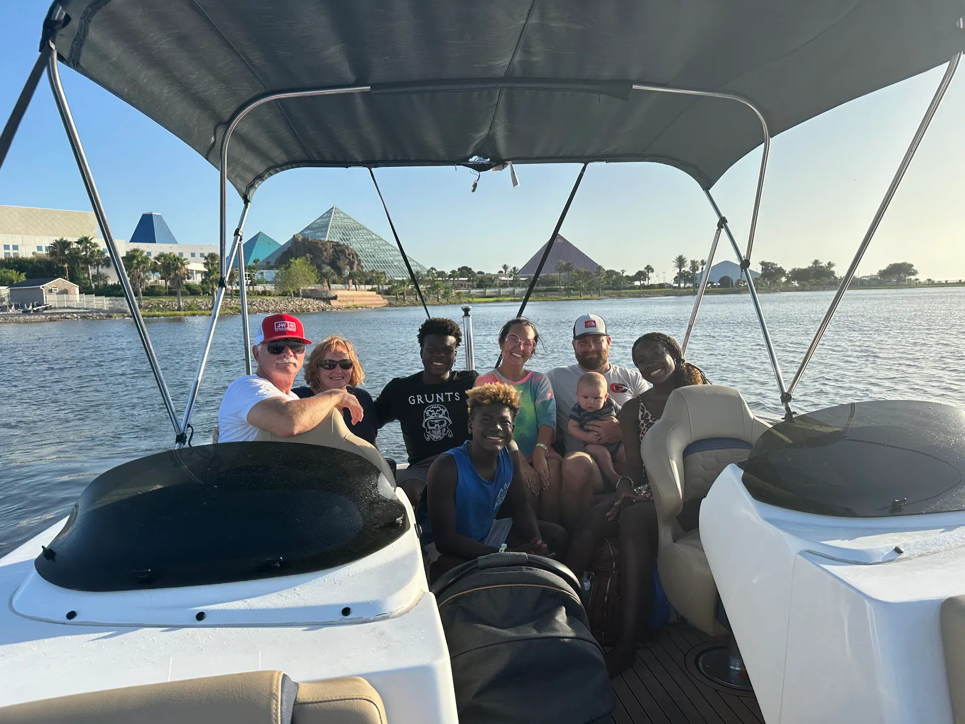 New 20ft Hurricane Deck Boat 