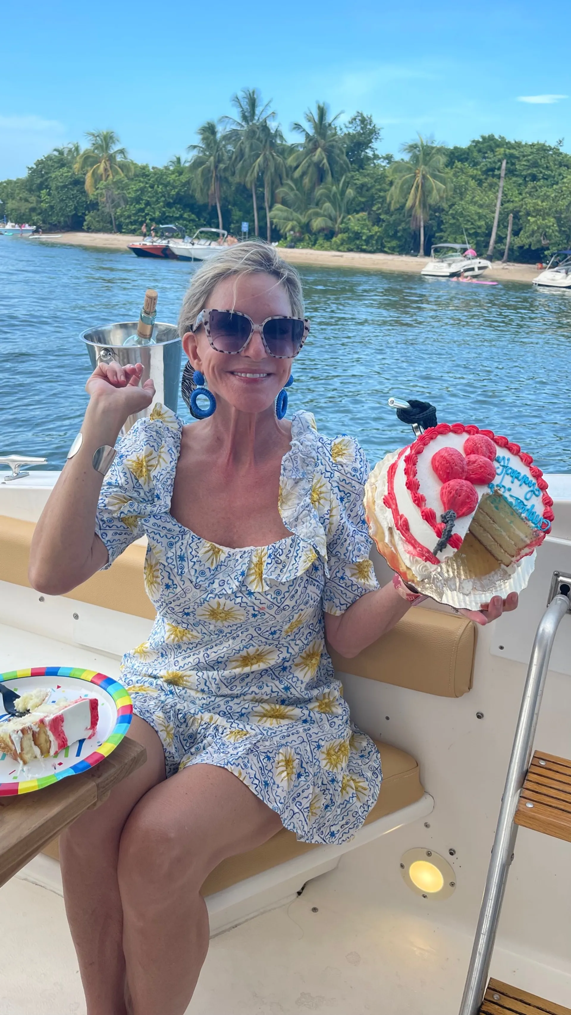 55’ Sea Ray - CHARTER TODAY!