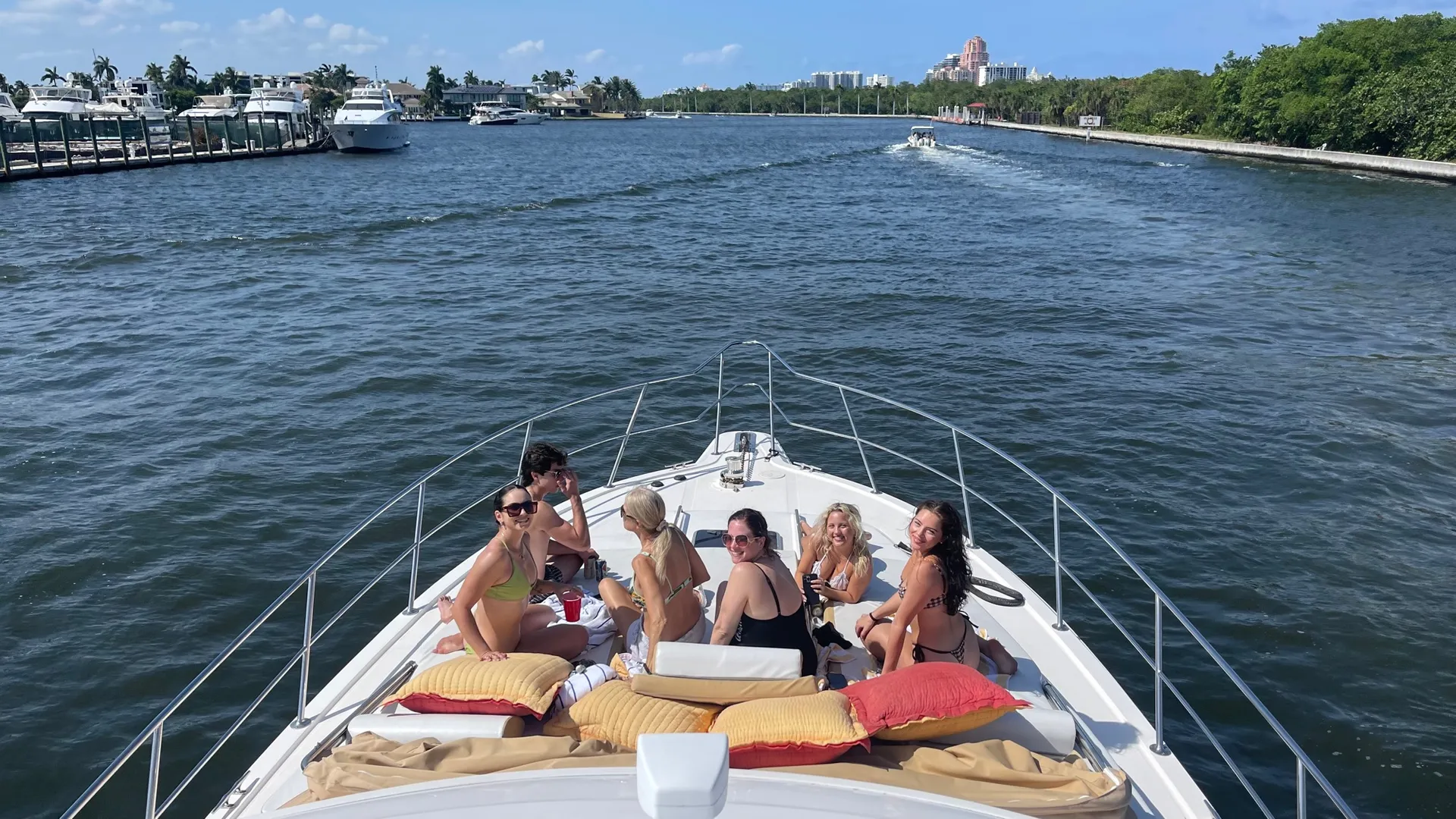 55’ Sea Ray - CHARTER TODAY!