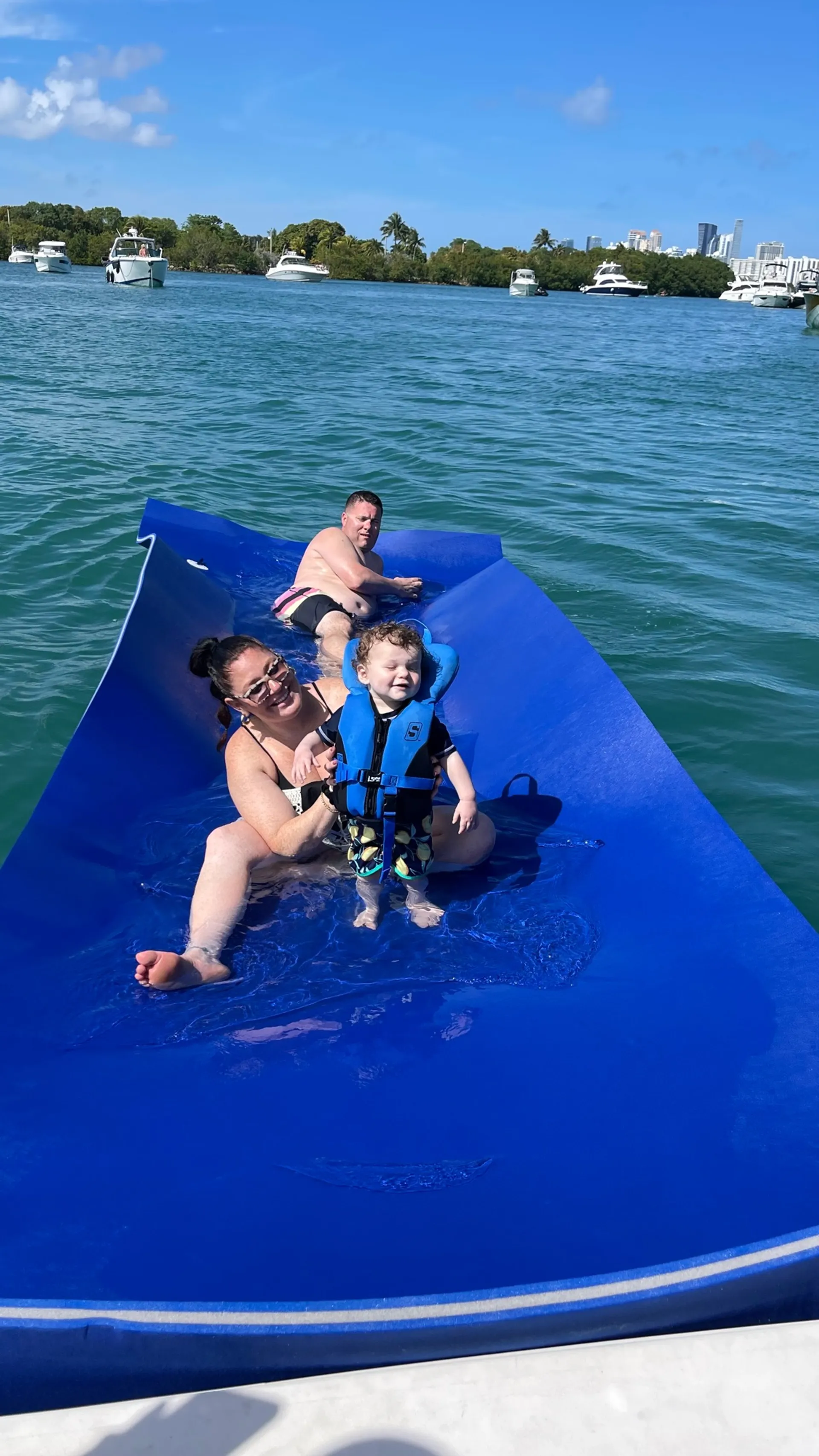 55’ Sea Ray - CHARTER TODAY!