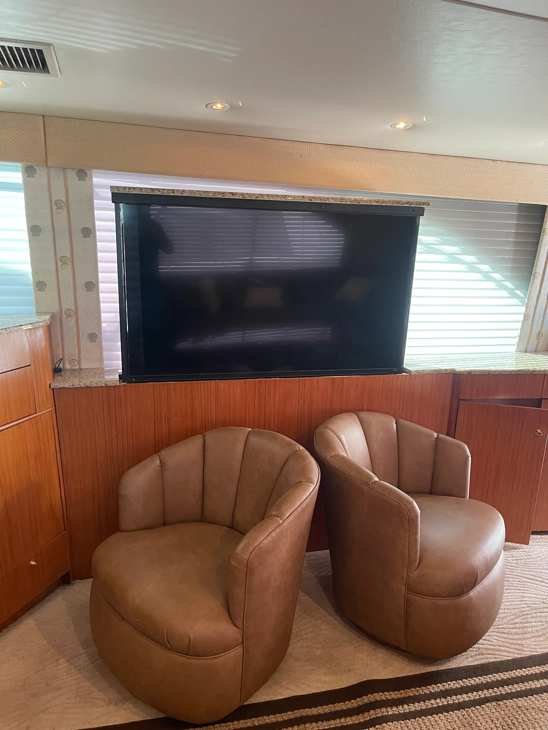 Ocean Yachts 66 Super Sport in Naval Air Station Key West, FL — photo 6