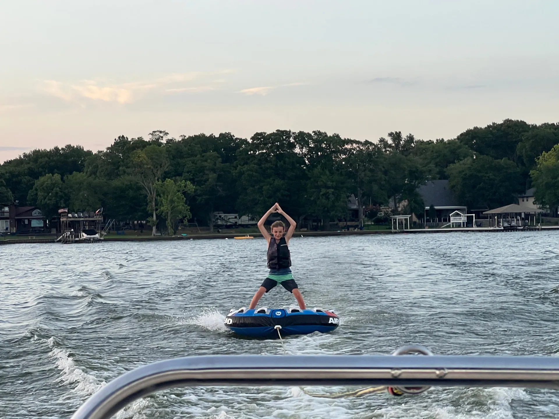 24 Foot pontoon boat for rent on Cedar Creek Lake 