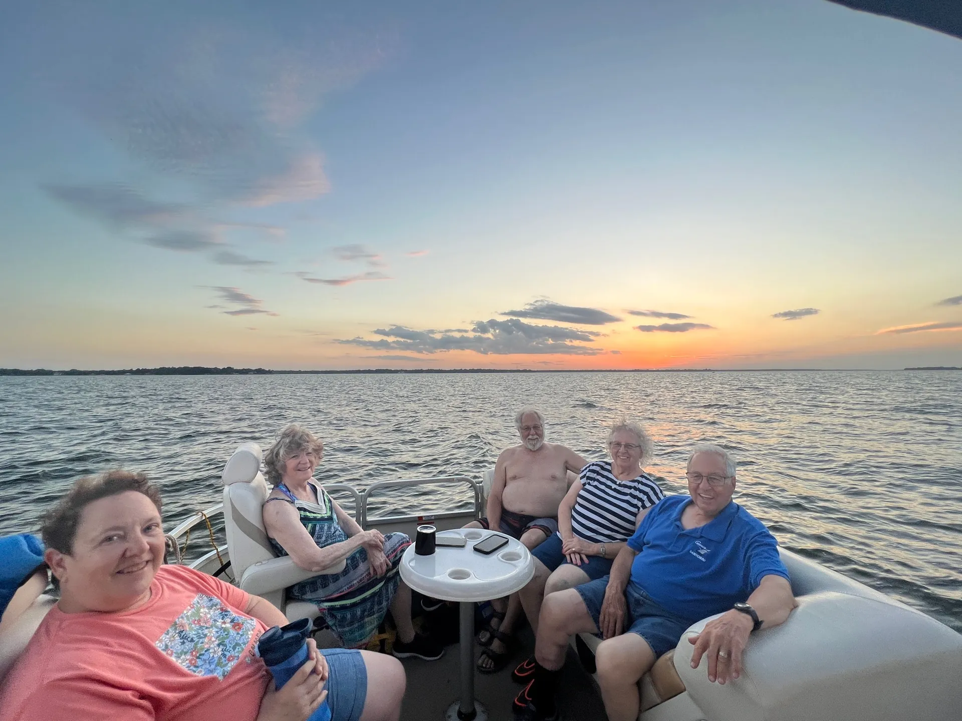 24 Foot pontoon boat for rent on Cedar Creek Lake 