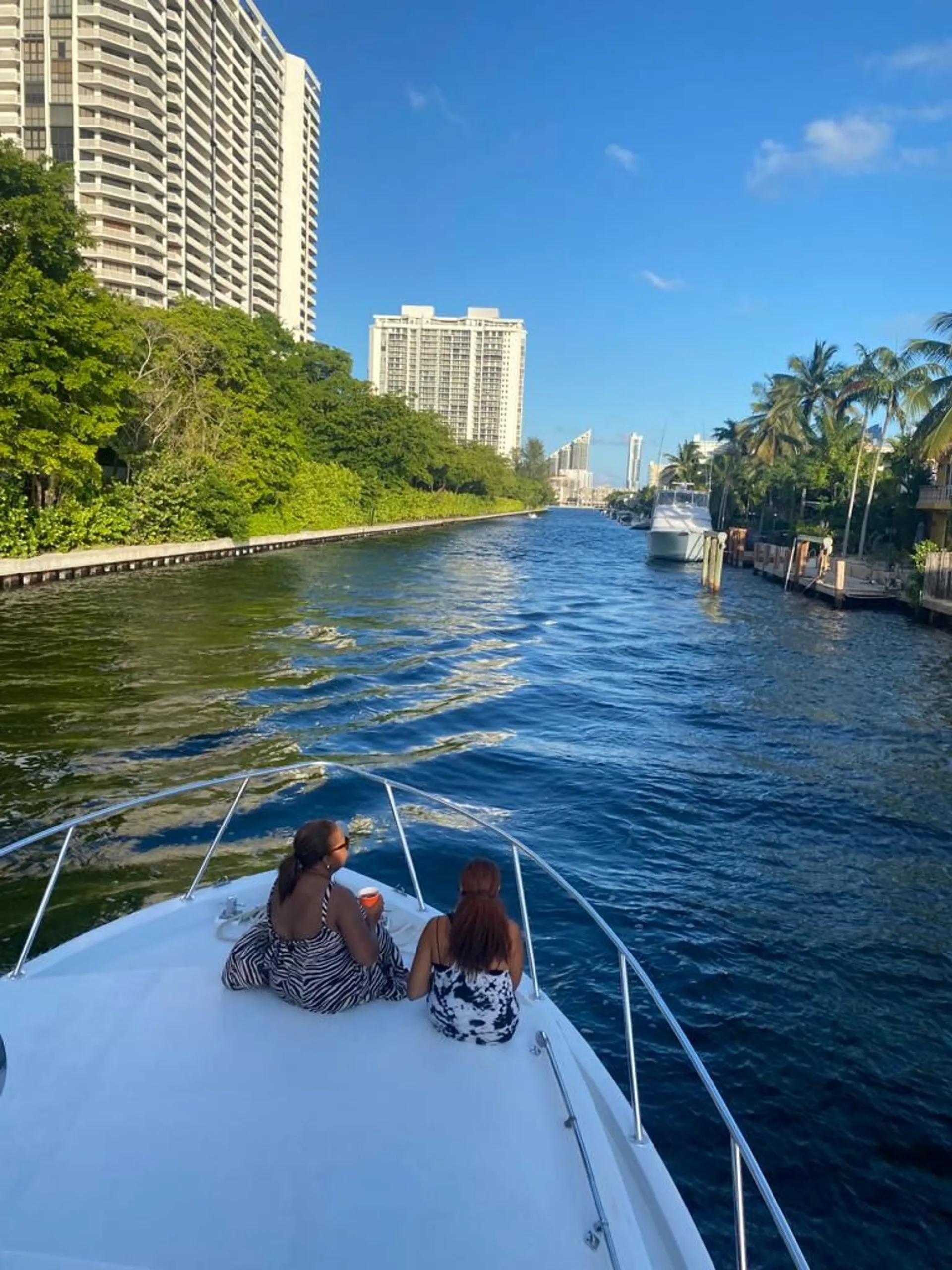 Vista Mar Miami Tour