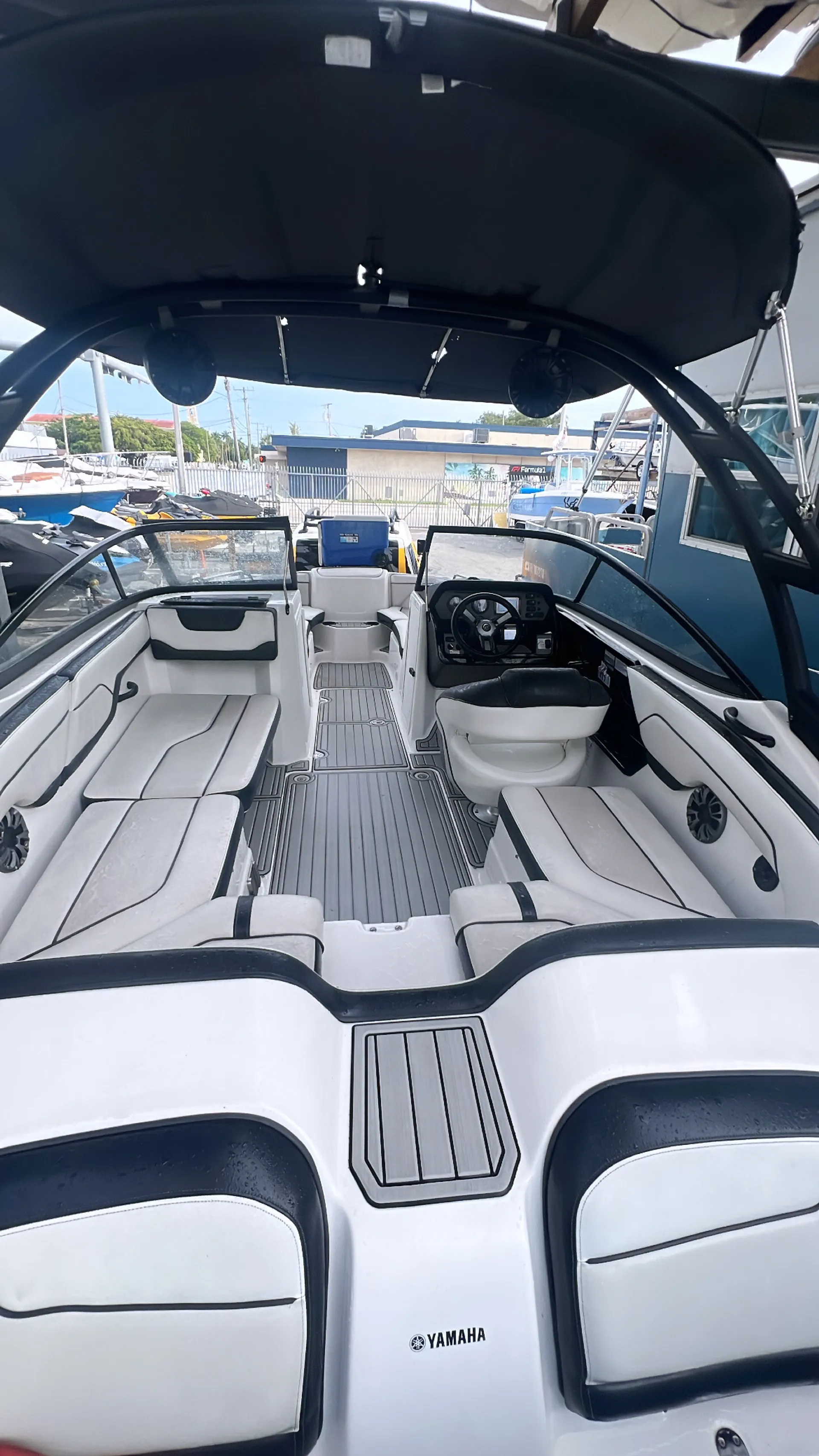 YAMAHA AR210 W/TRAILER in Miami, FL — photo 4