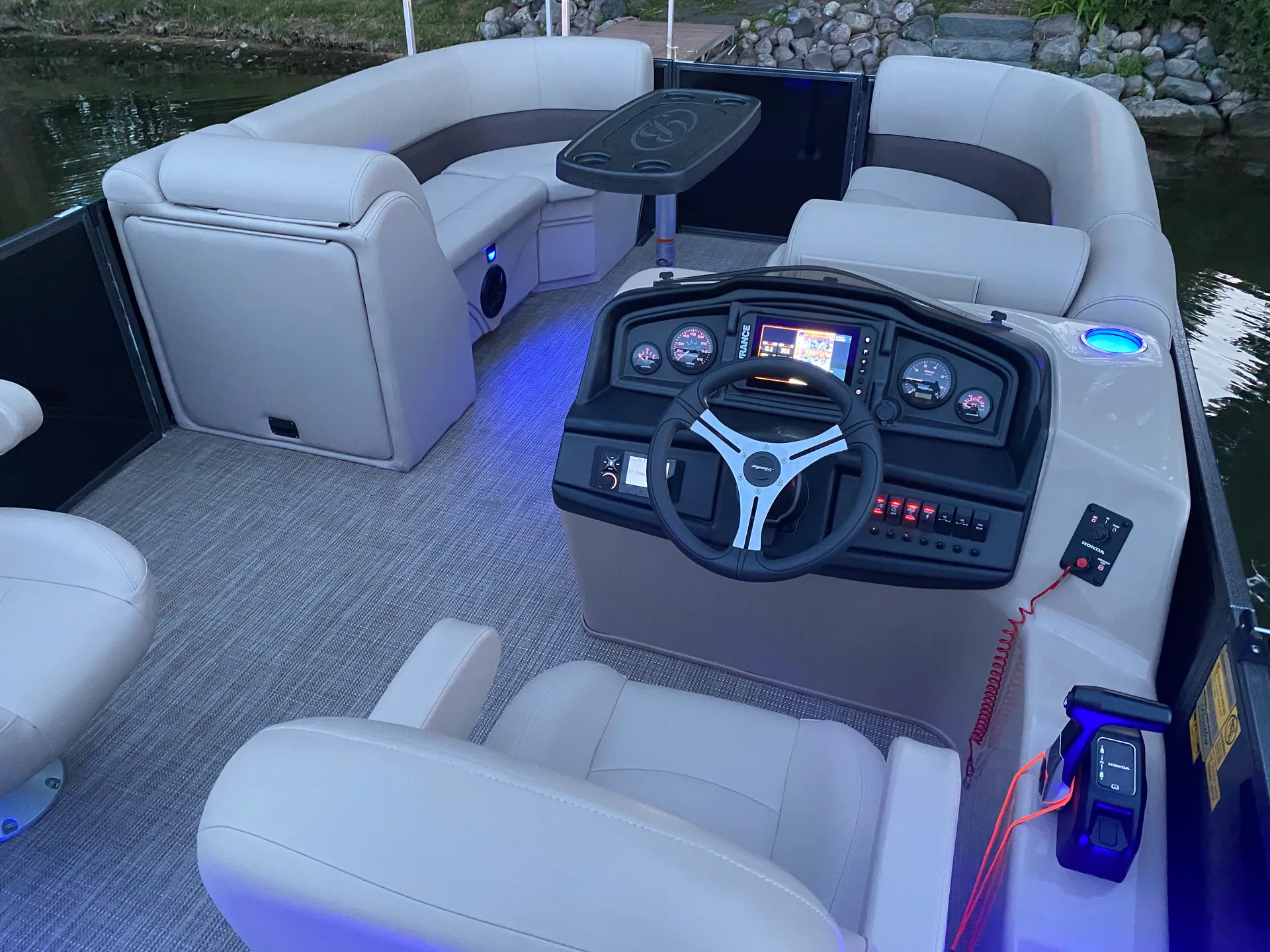 ENCORE BENTLEY BENTLEY ENCORE 220 SWINGBACK in Maple Lake, MN — photo 9