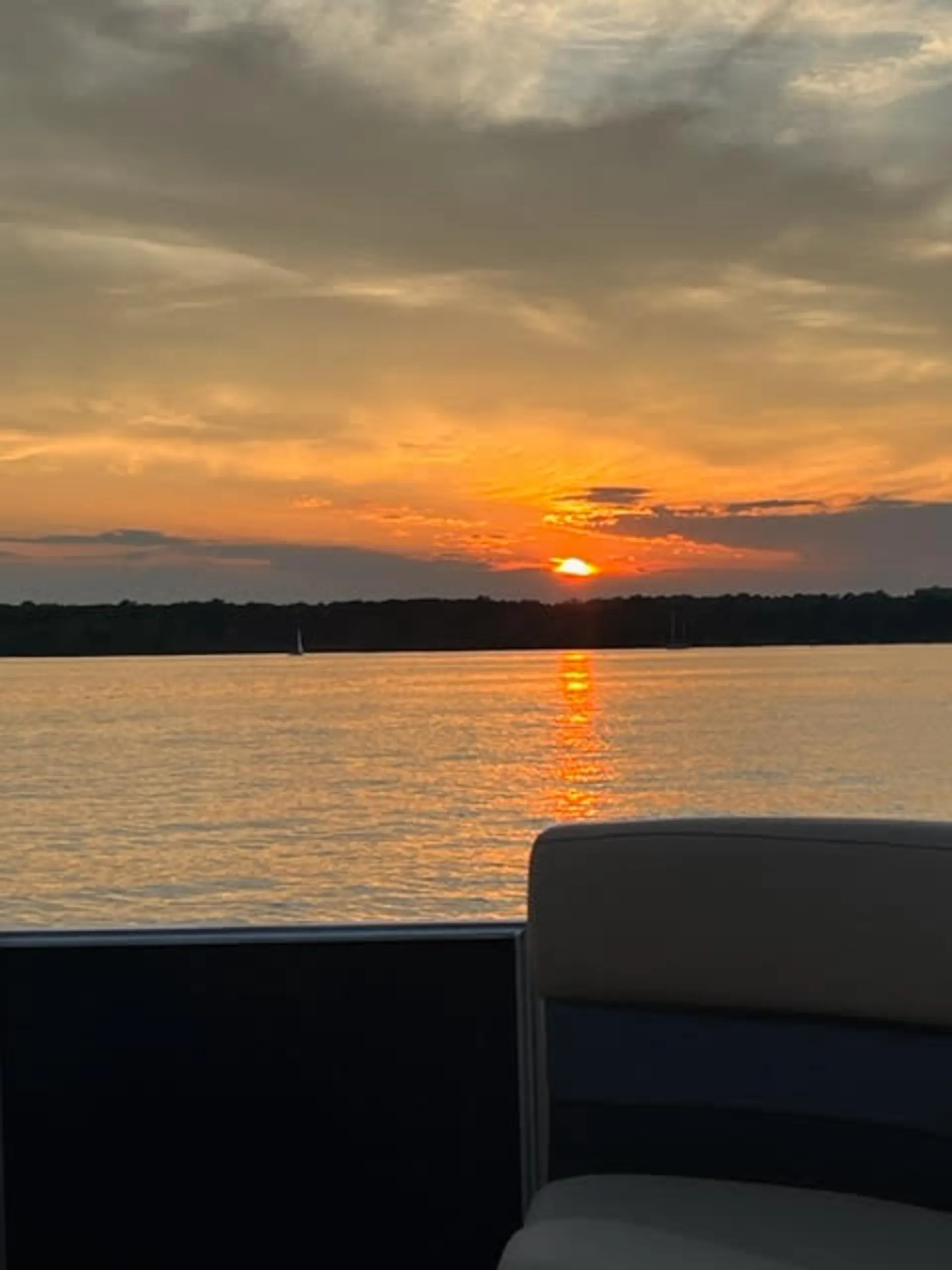 The Play Station - Washington DC 23 Foot Pontoon (lights, cooler, etc)