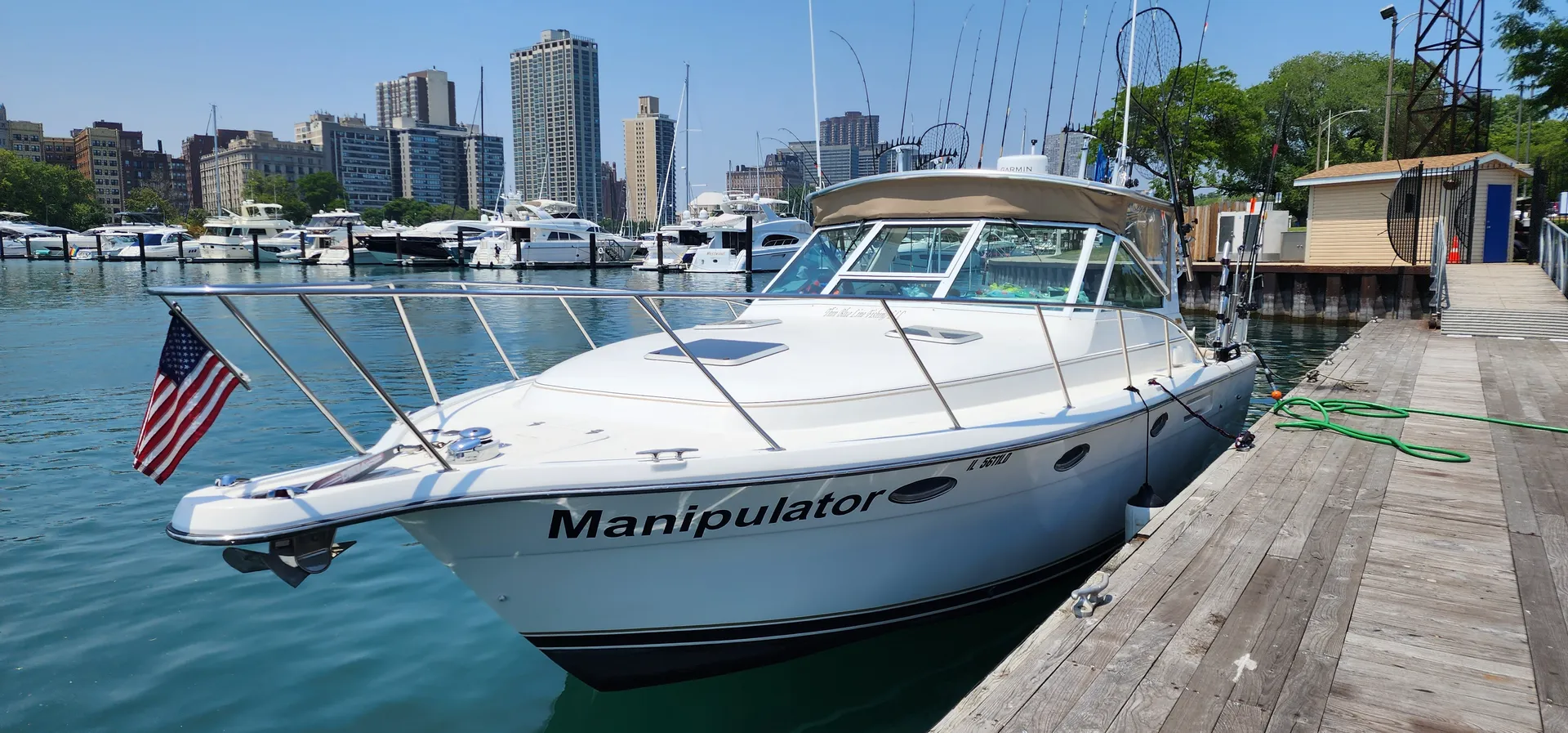 Tiara Yachts 3100 Open in Chicago, IL — photo 5