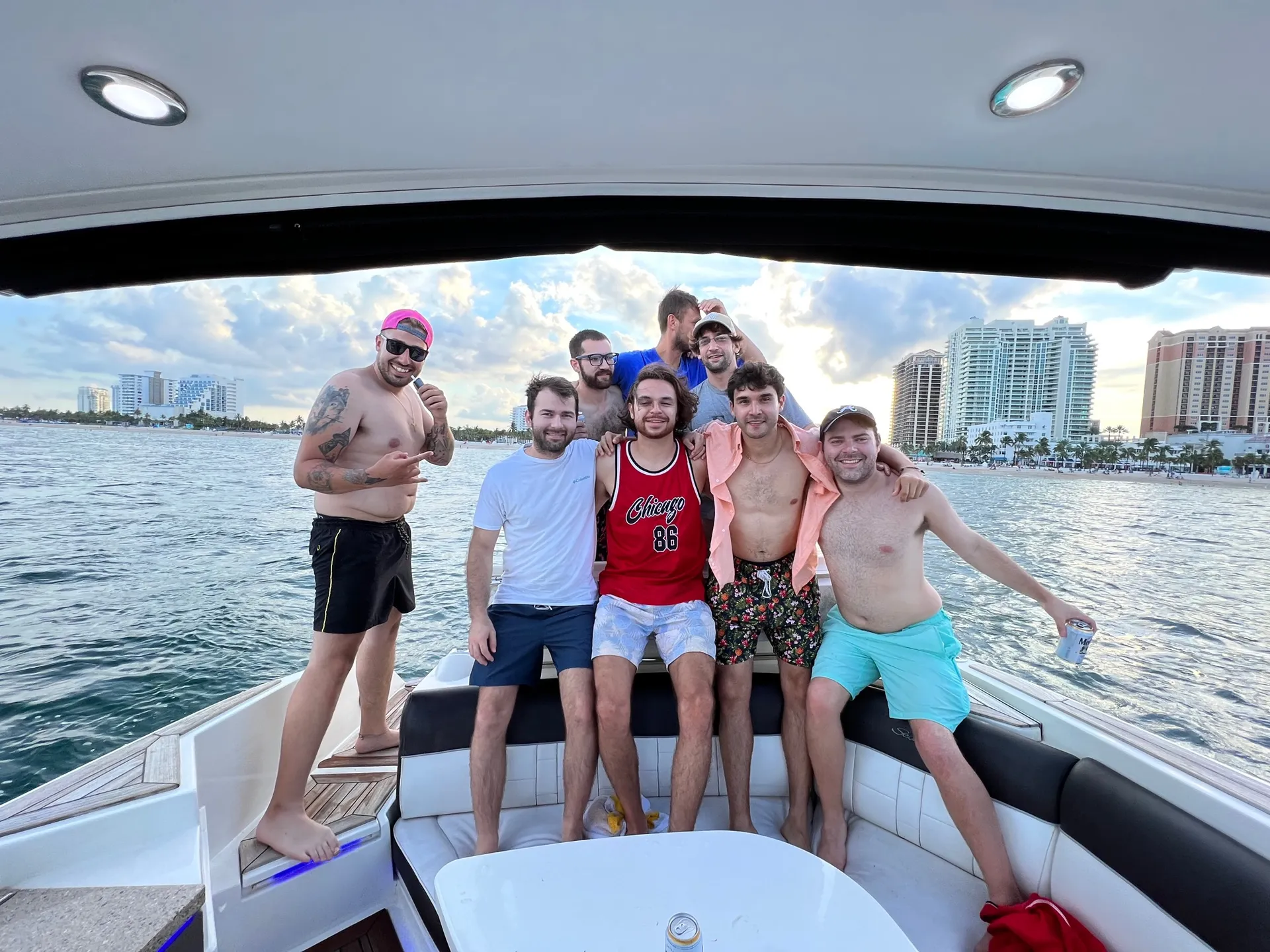 Sea Ray Boats 350 SLX in Fort Lauderdale, FL — photo 3