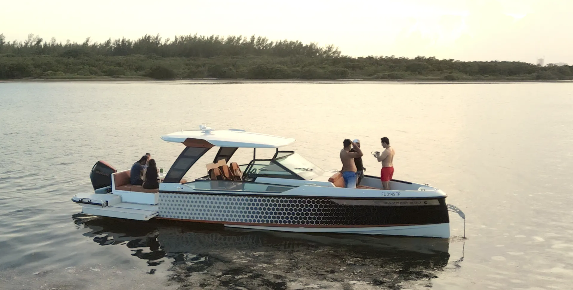 1HR FREE* ELEGANT LUXURY PRIVATE YACHT PARTY 