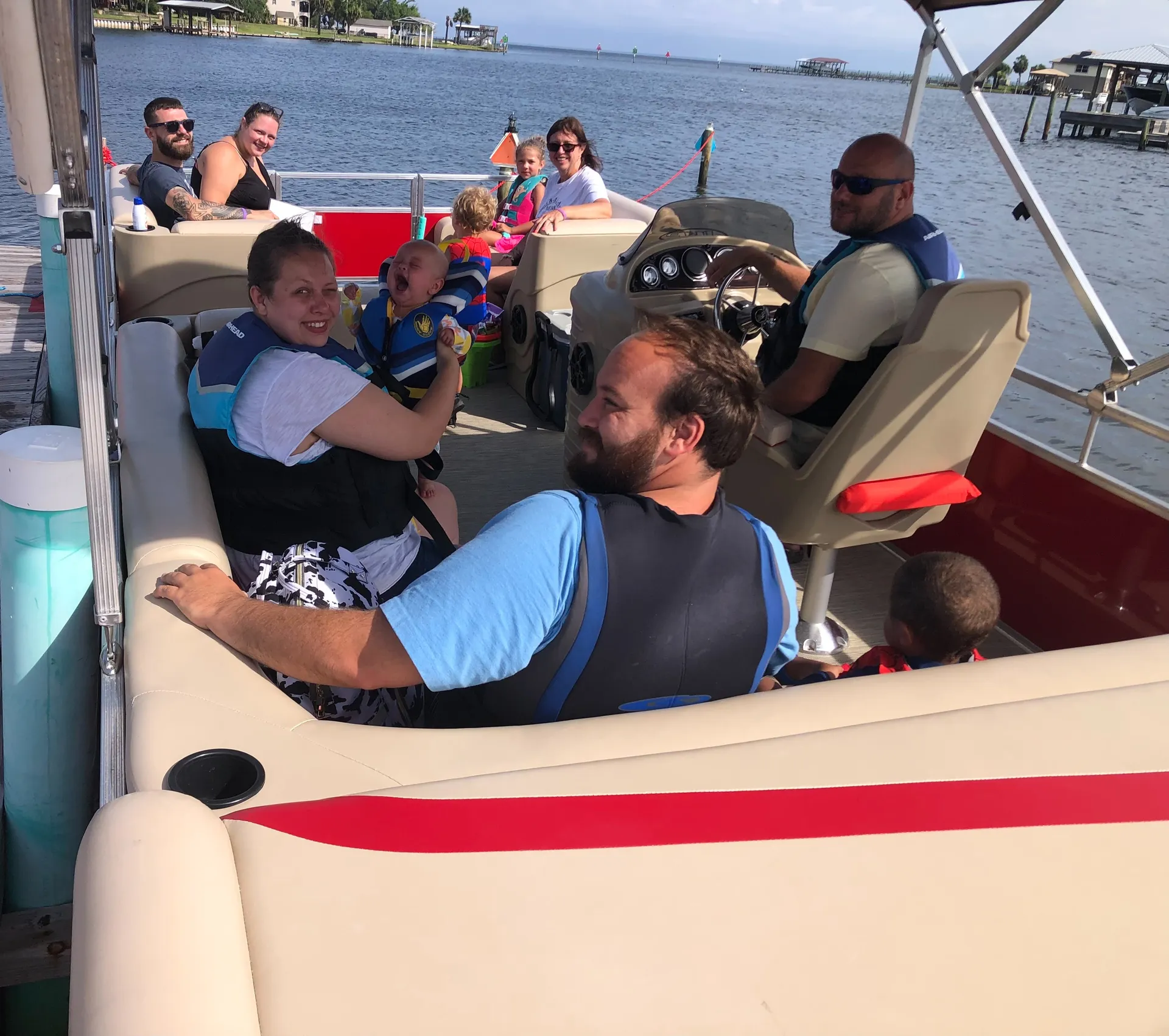 22' Leisure Craft - Built for fun! 11 ppl