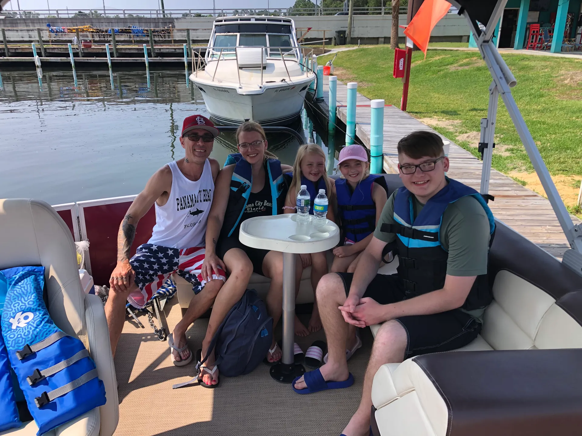 Amazing Pontoon in Panama City! 11 ppl