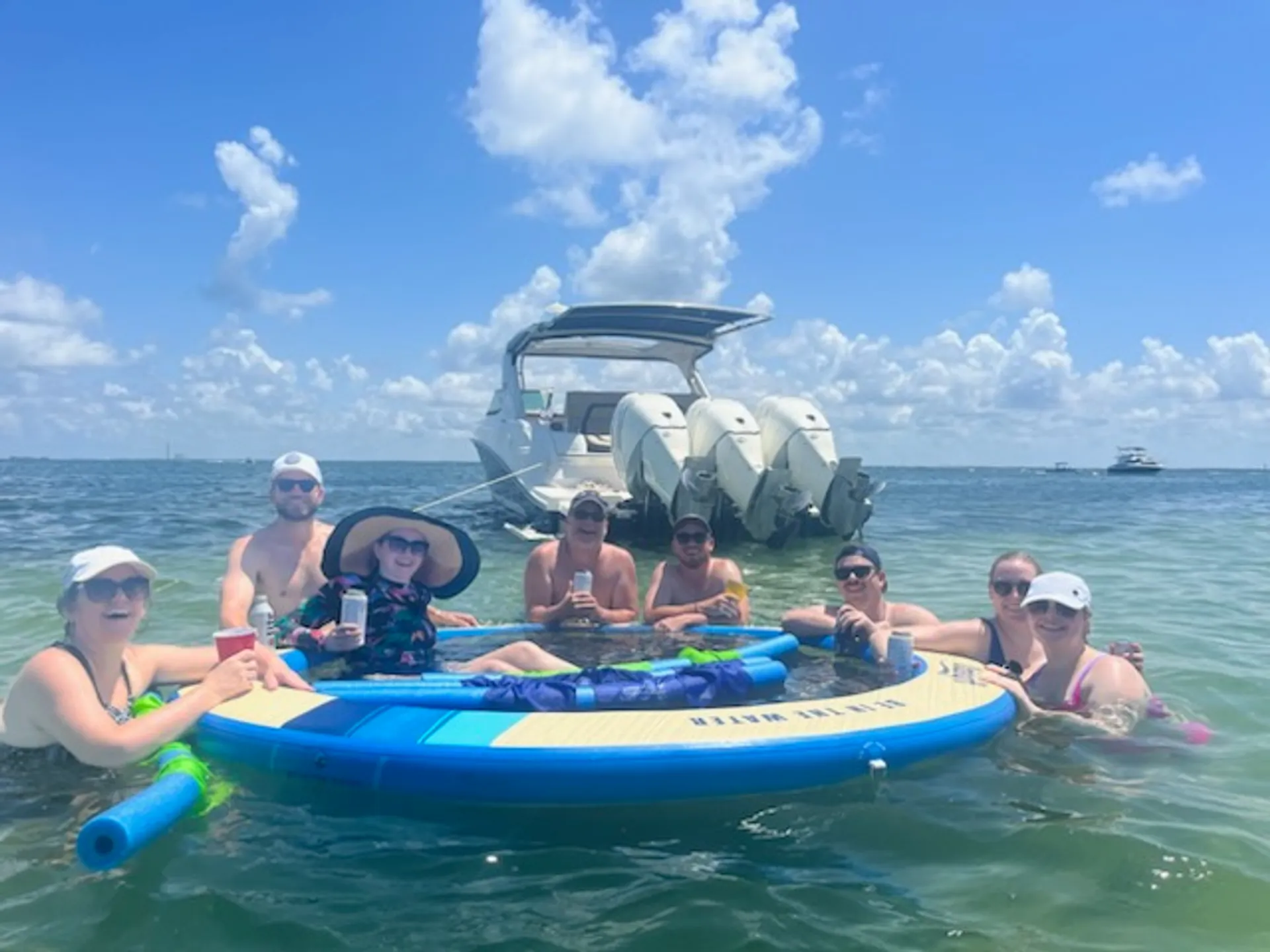 SEA RAY BOATS 350 SLX in Miami, FL — photo 7