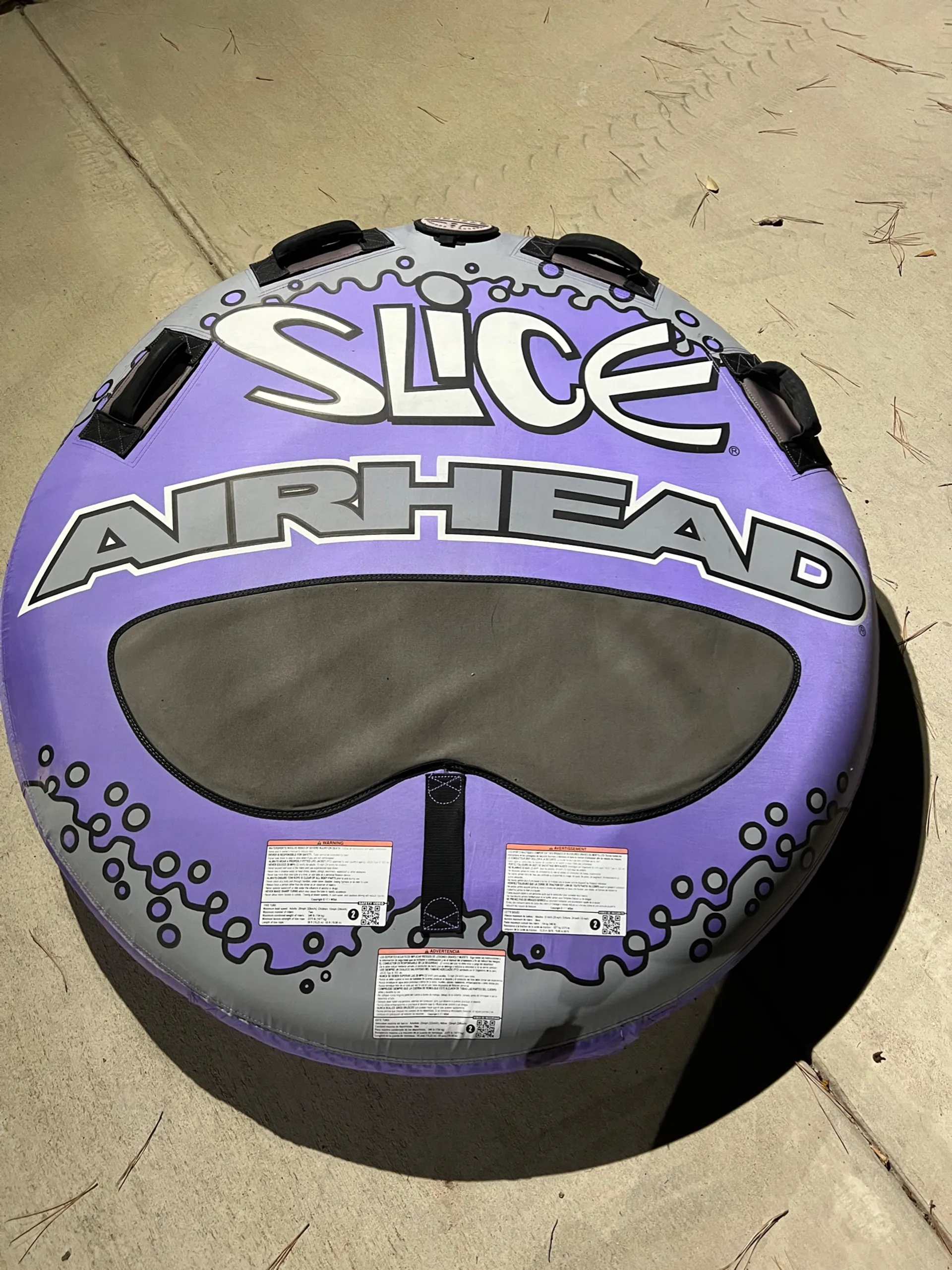 24 Foot pontoon boat for rent on Cedar Creek Lake 