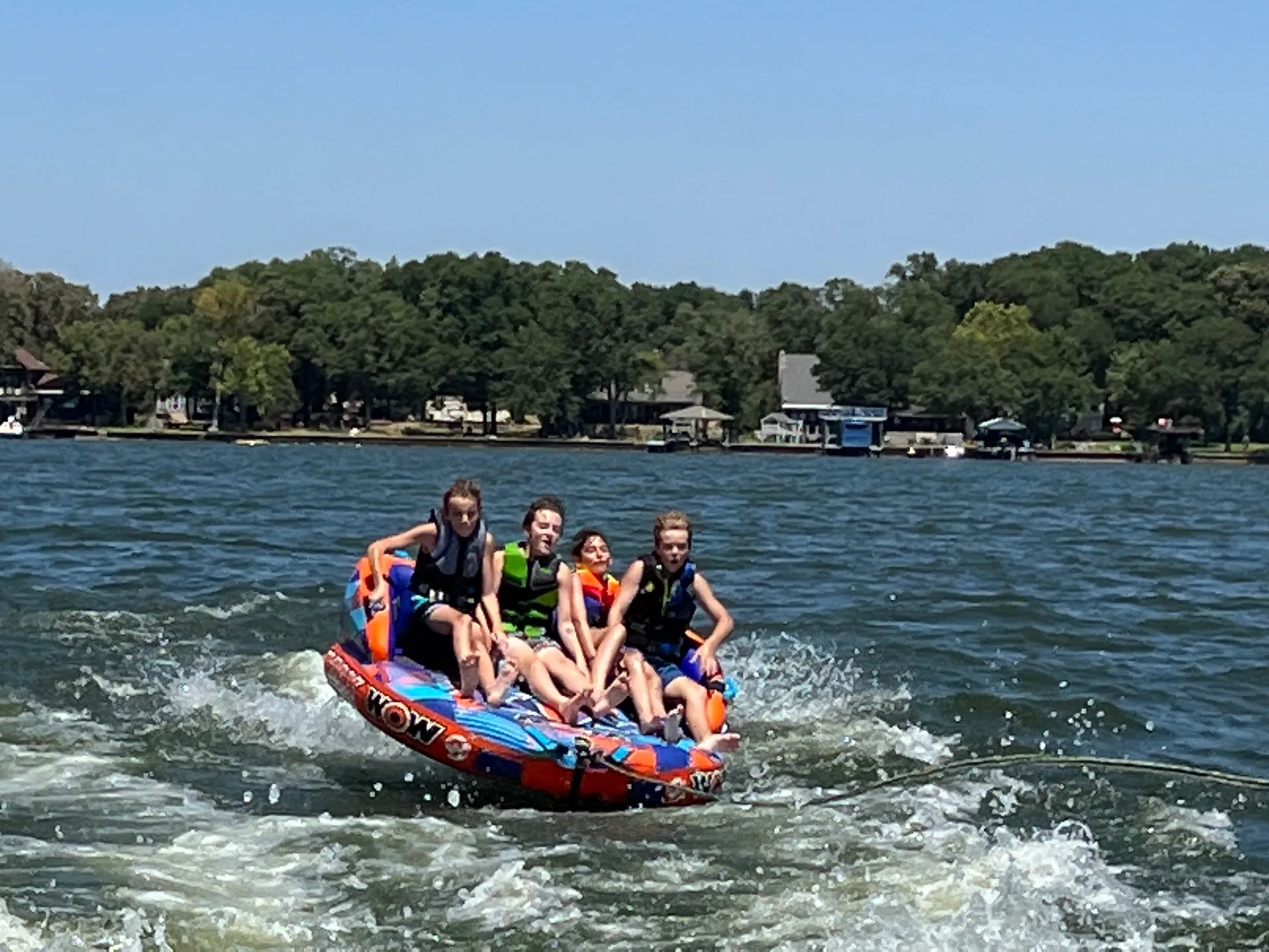 24 Foot pontoon boat for rent on Cedar Creek Lake 