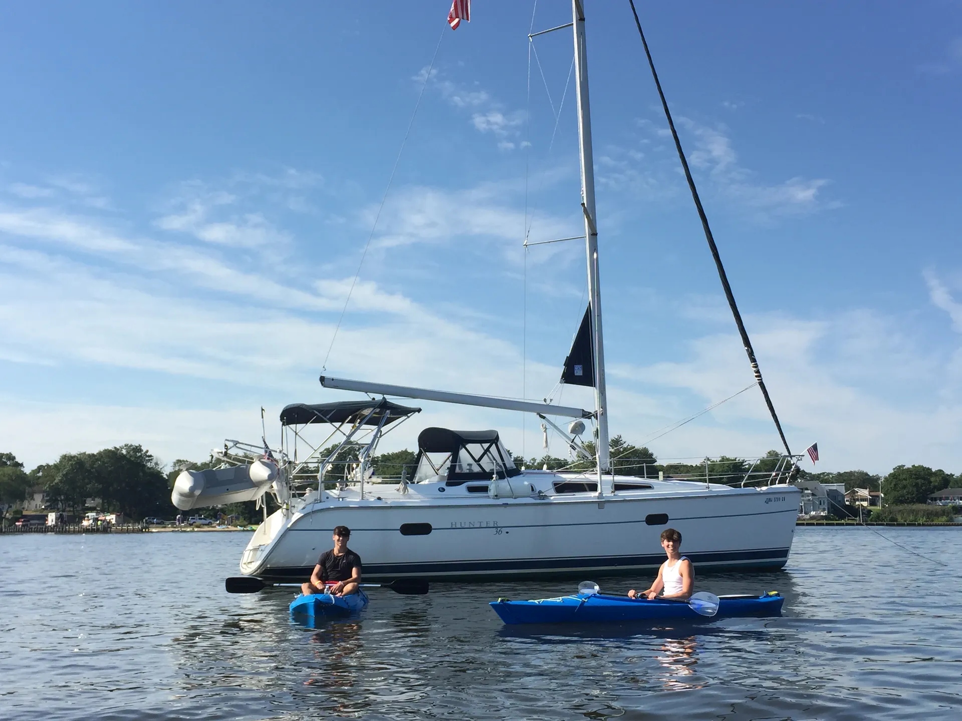 Relax, feel free and sail into a nautical world of “Wonder”, Hunter36'