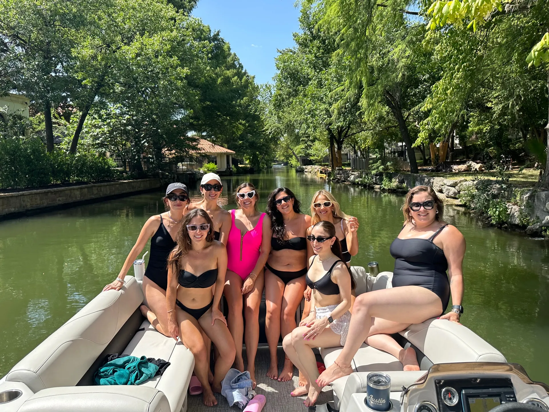 luxury Avalon pontoon Boat Cruise! Perfect for parties/families🎊🥂☀️