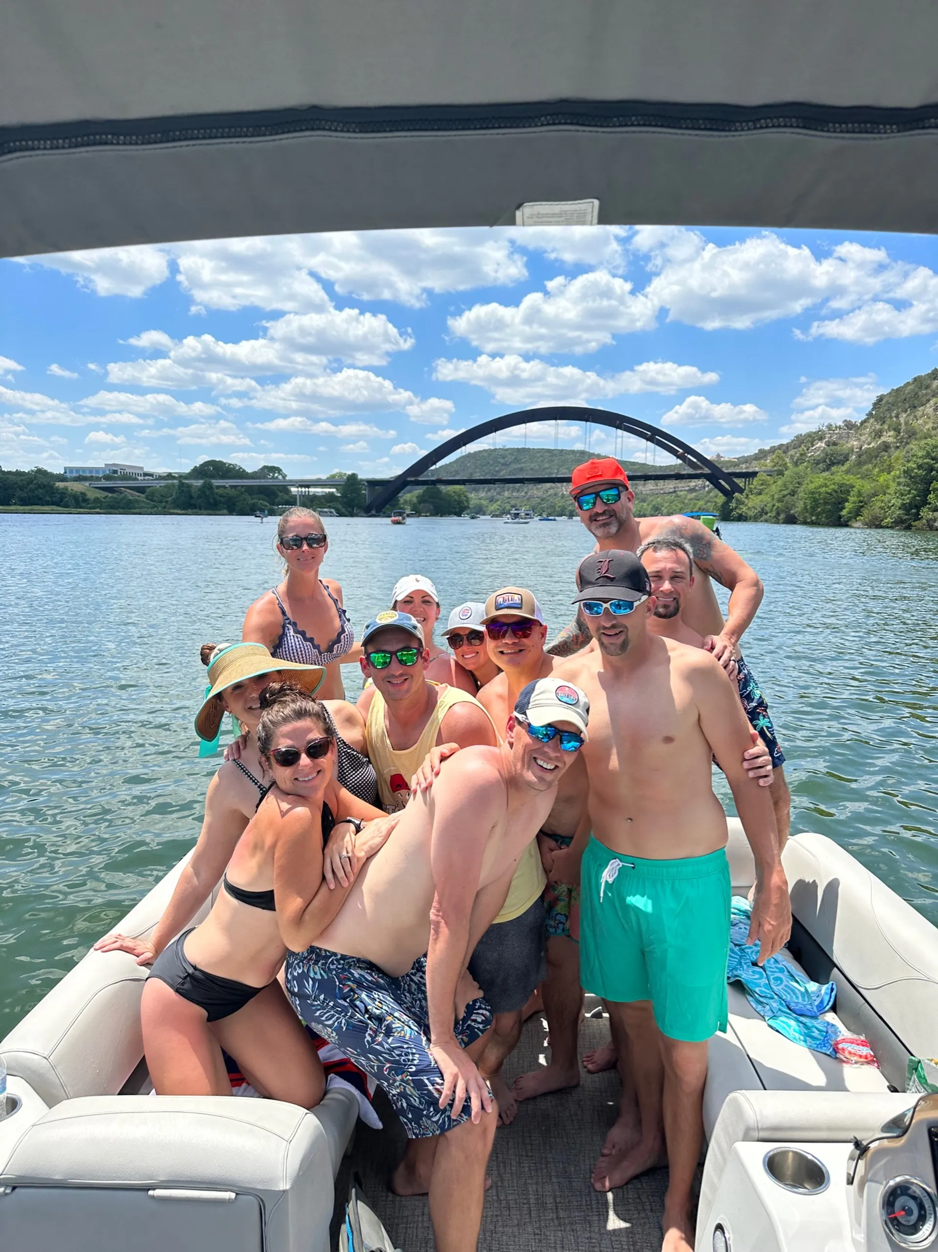 luxury Avalon pontoon Boat Cruise! Perfect for parties/families🎊🥂☀️